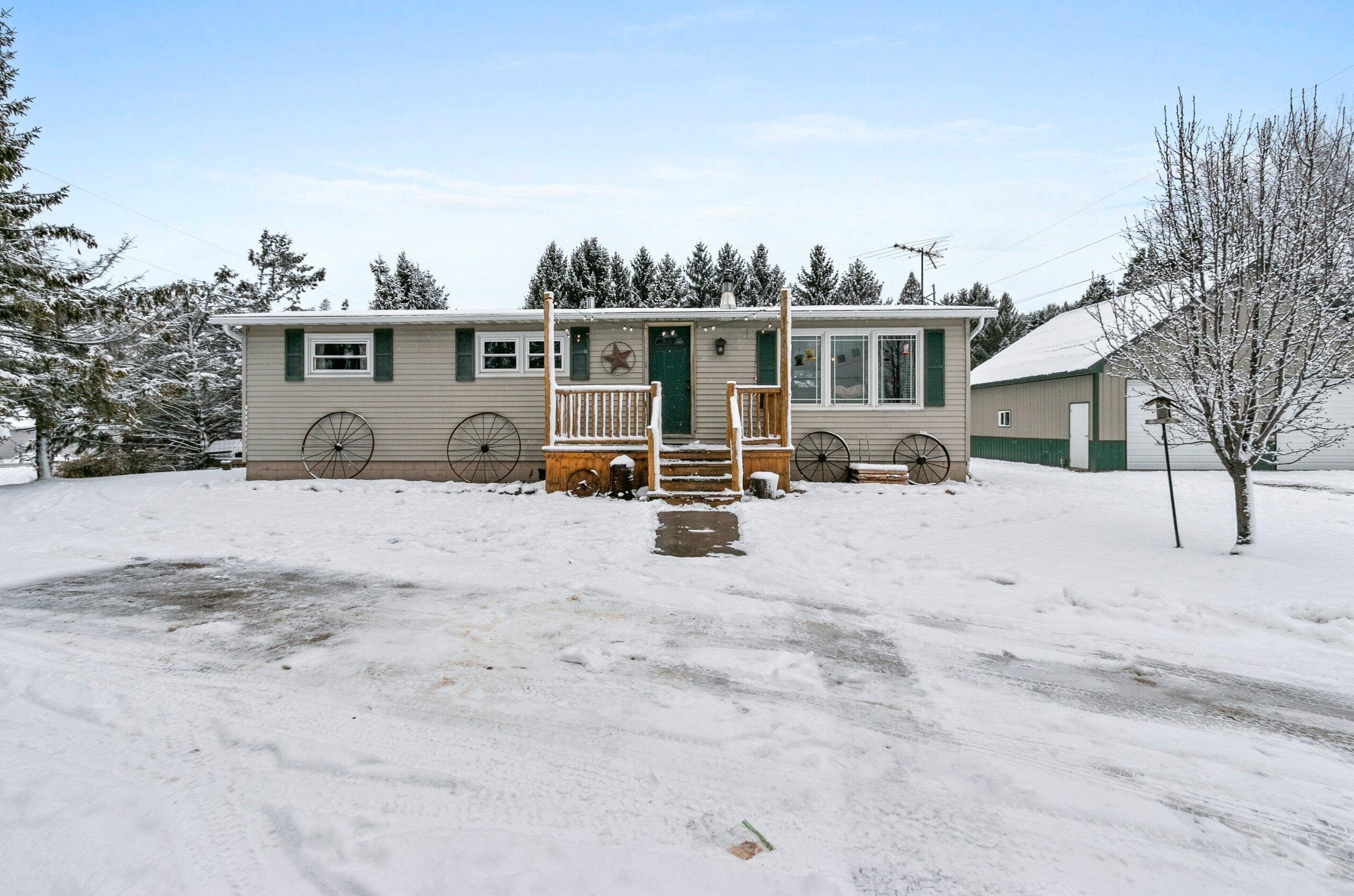4222 Mirro Dr, Manitowoc, WI 54220