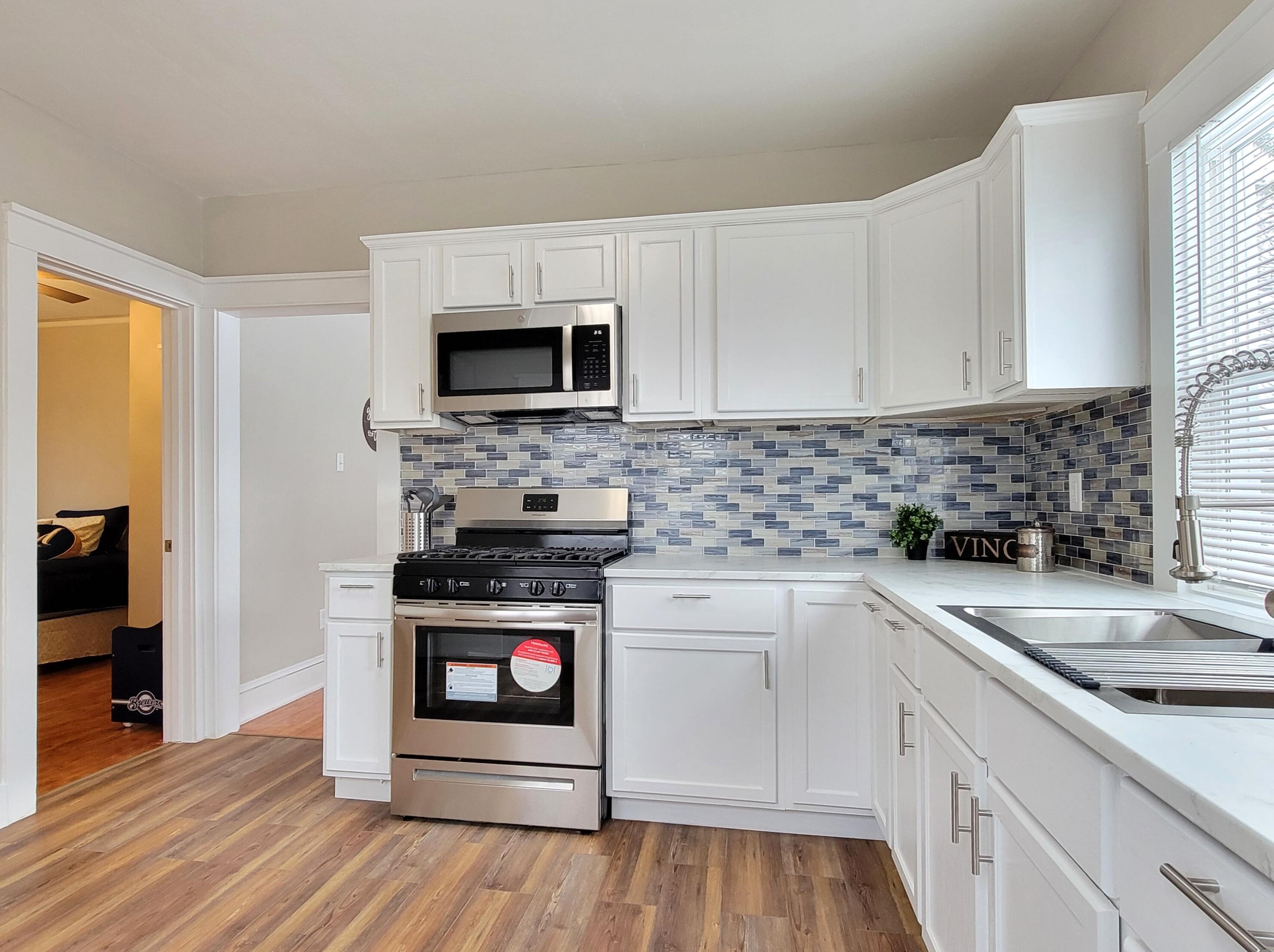 3503 Austin St, Milwaukee WI  53207-3372 exterior