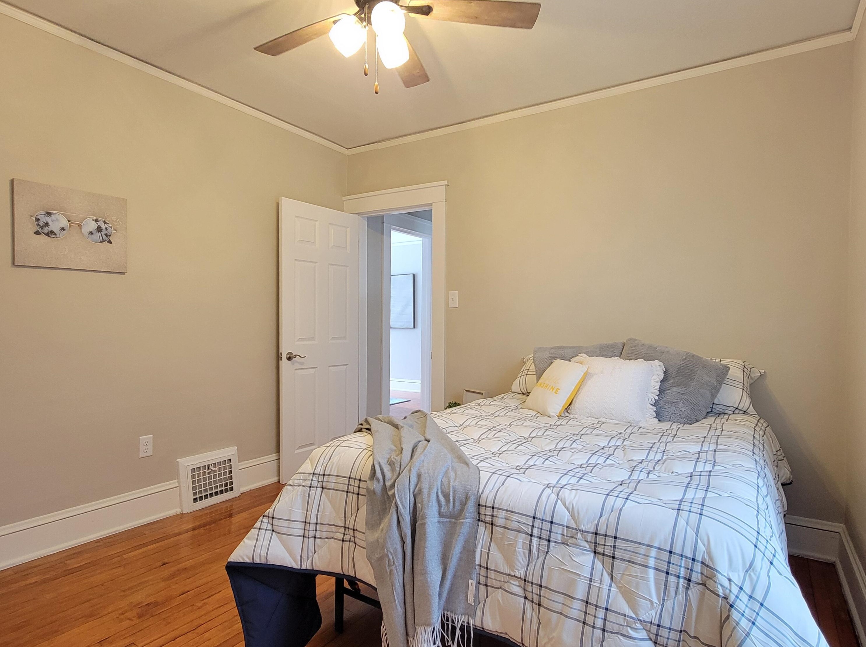 3503 Austin St, Milwaukee WI  53207-3372 exterior