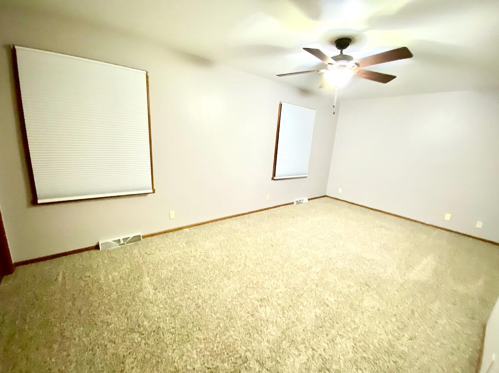 6748 Bay Wood Dr, Racine WI  53402-1383 exterior