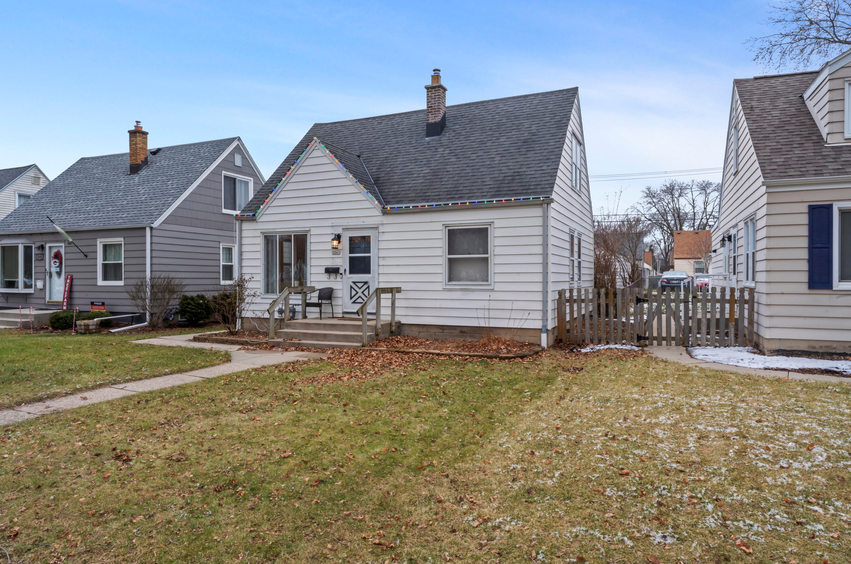 3341 88th St, Milwaukee WI  53222-3647 exterior