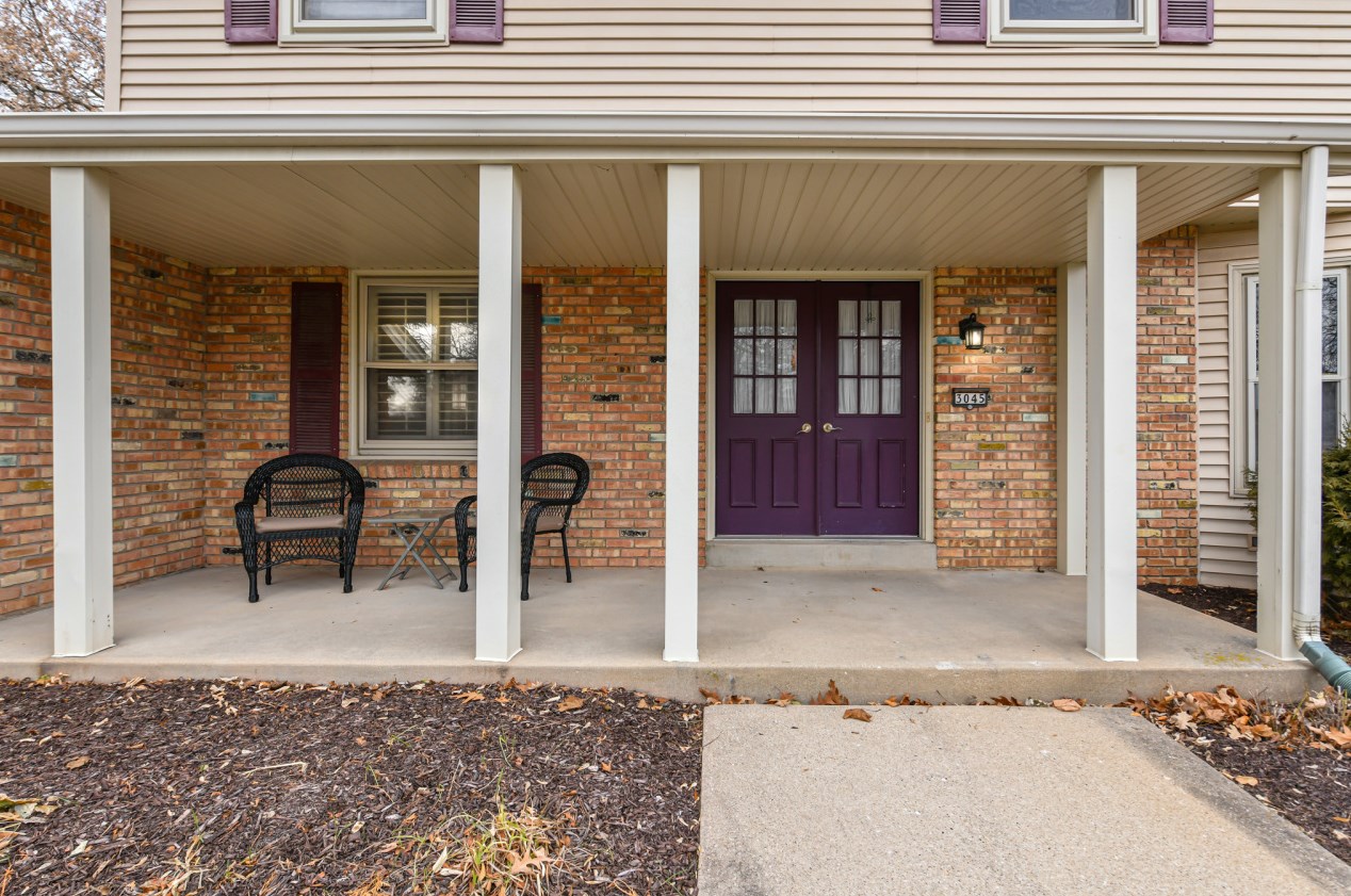 3045 Nassau Dr, Brookfield, WI 53045-3454