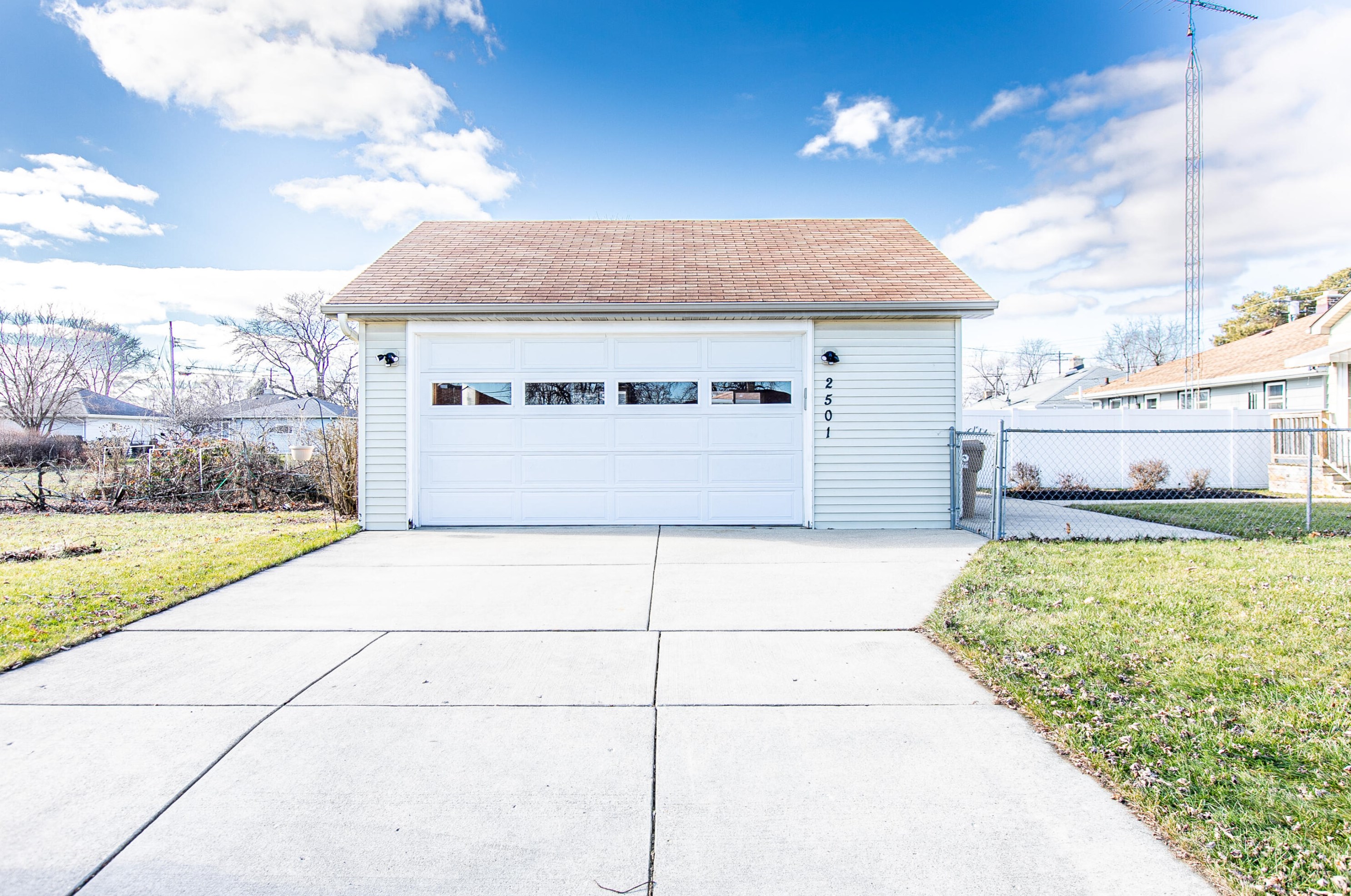 2501 31st St, Kenosha WI  53140-2176 exterior