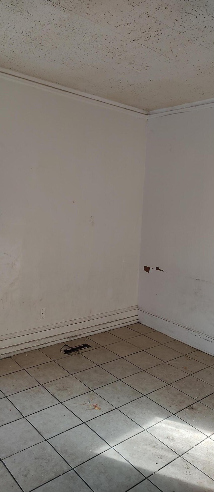 2165 42, Milwaukee WI 53208-1309 exterior