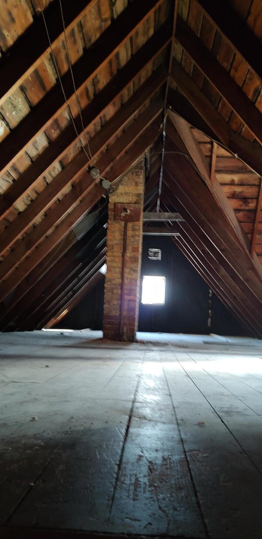 2165 42, Milwaukee WI 53208-1309 exterior