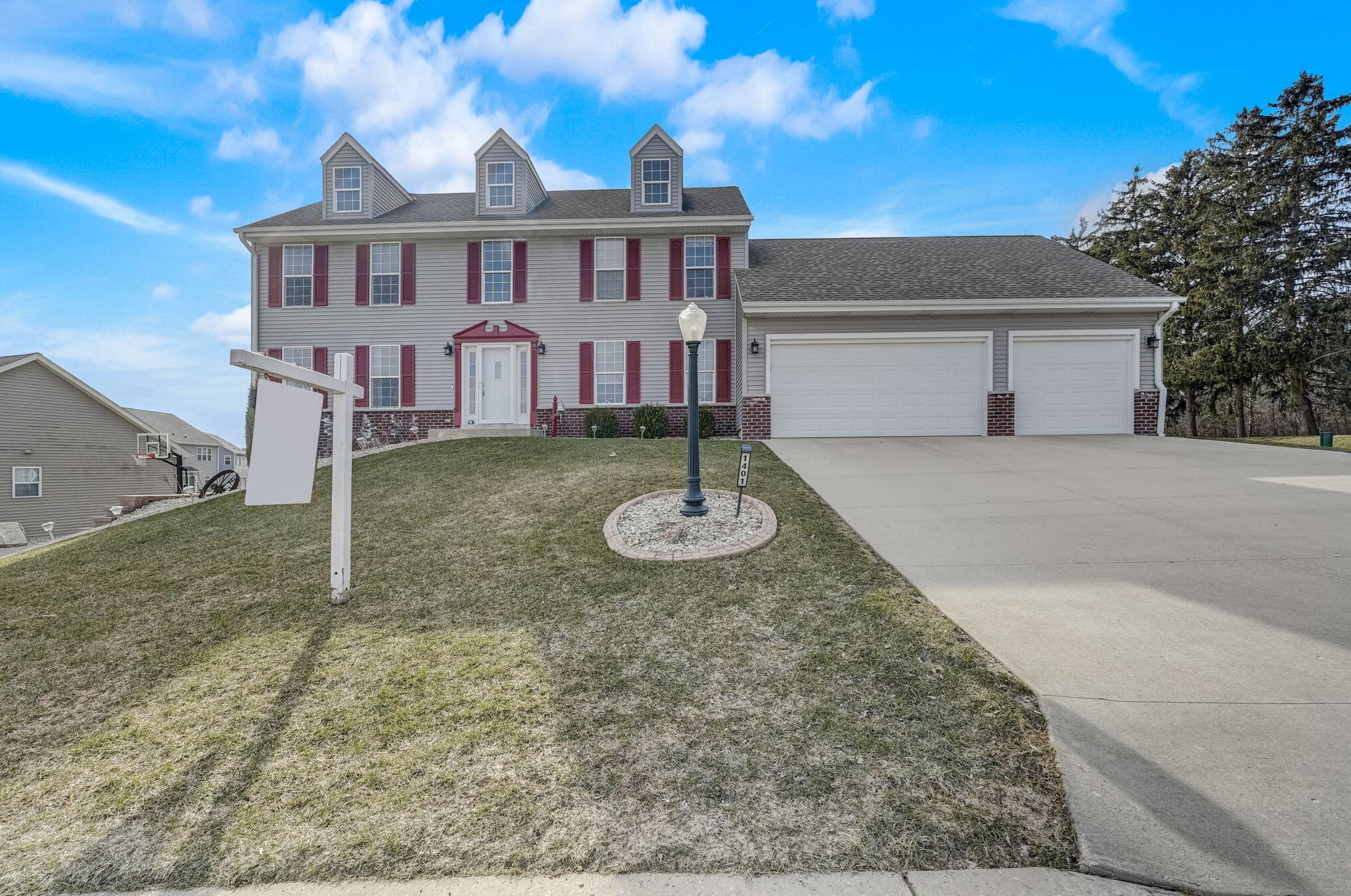 1401 Old Spruce Rd, Lyons, WI 53105