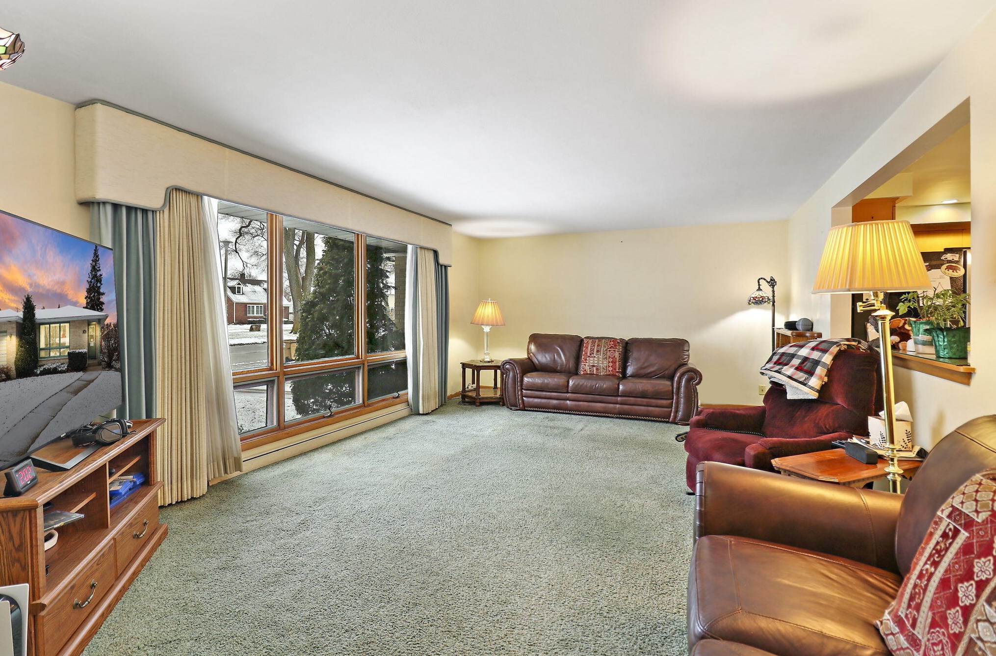 2302 Lincoln Rd, Kenosha, WI 53143-1425