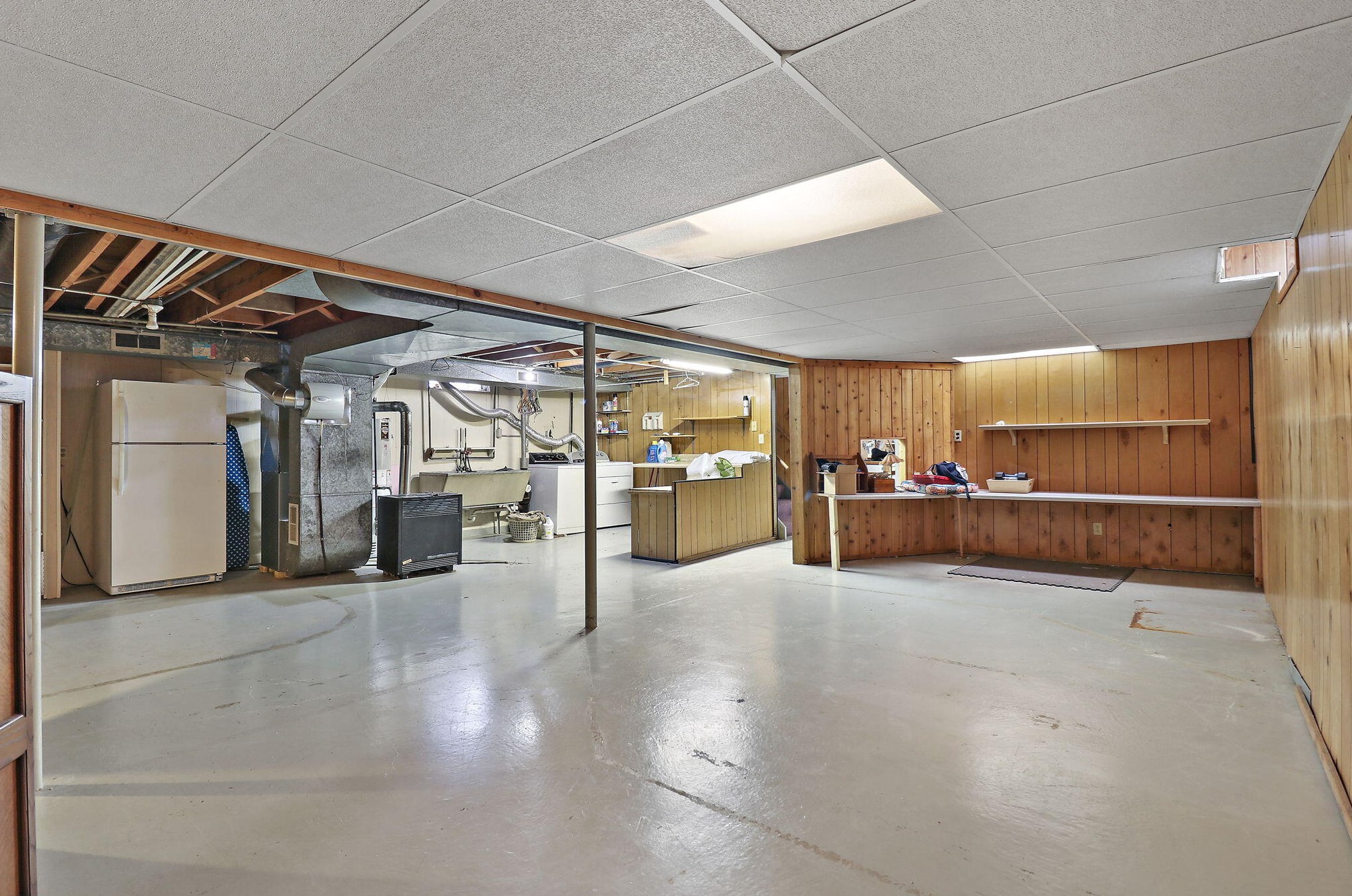 2302 Lincoln Rd, Kenosha WI  53143-1425 exterior