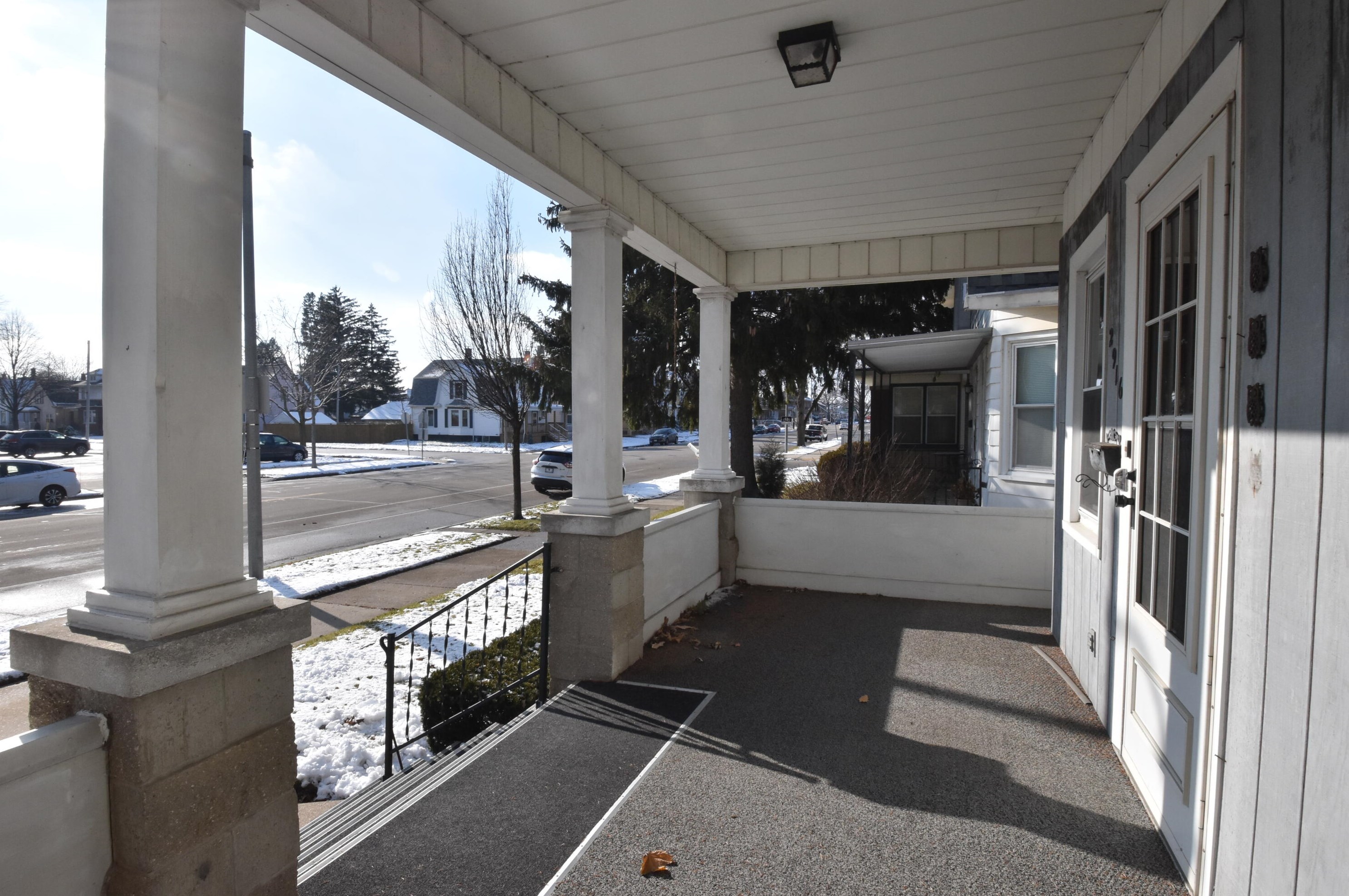 2916 Wright Ave, Racine, WI 53405-5045