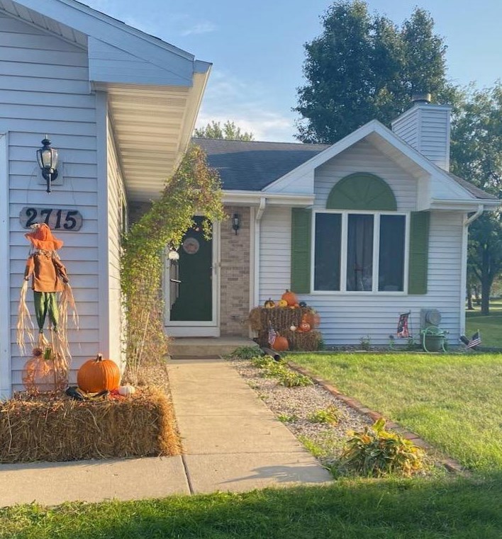 2715 Prairie Ct, East Troy, WI 53120