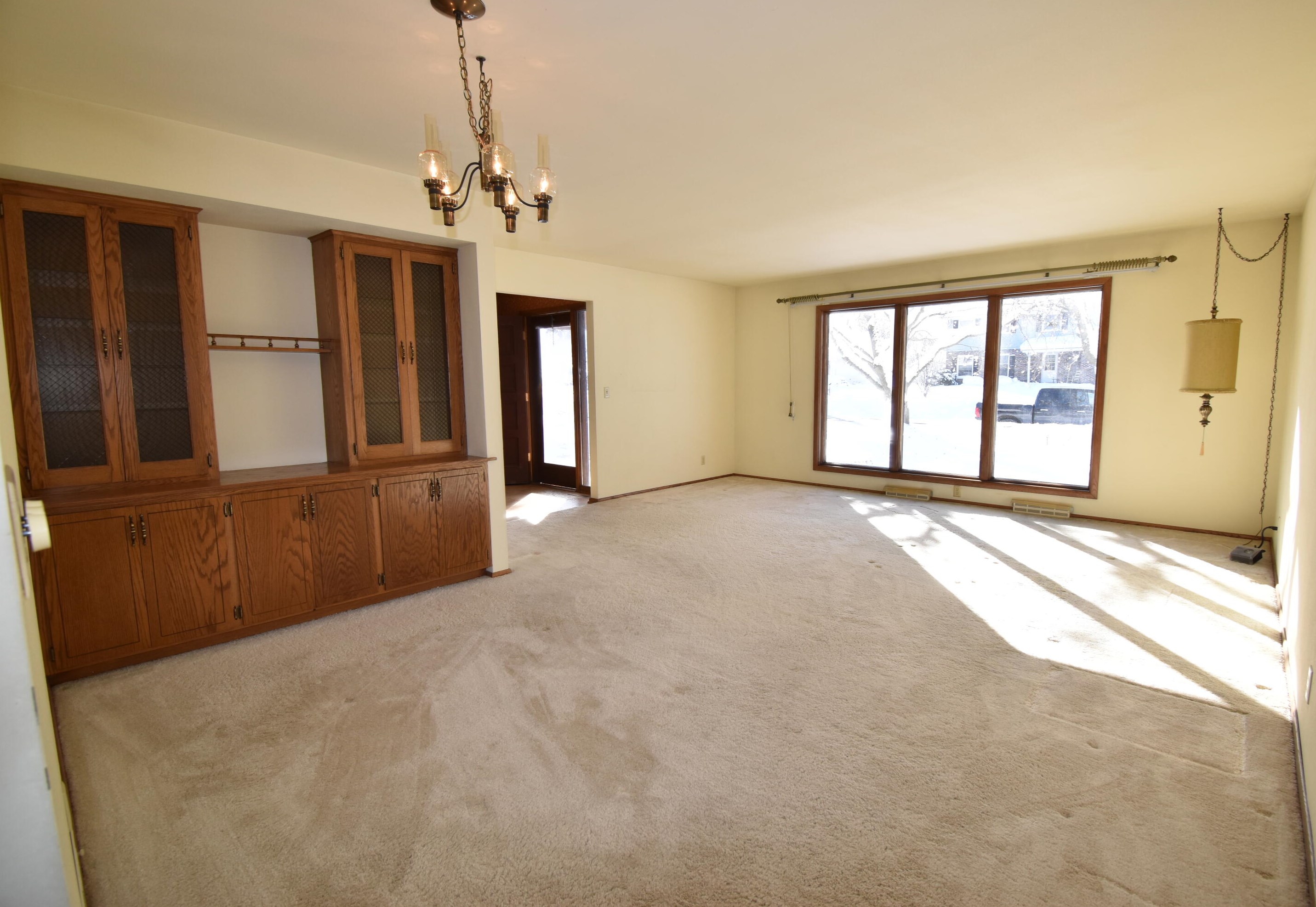 1134 Brookside Dr, Grafton, WI 53024