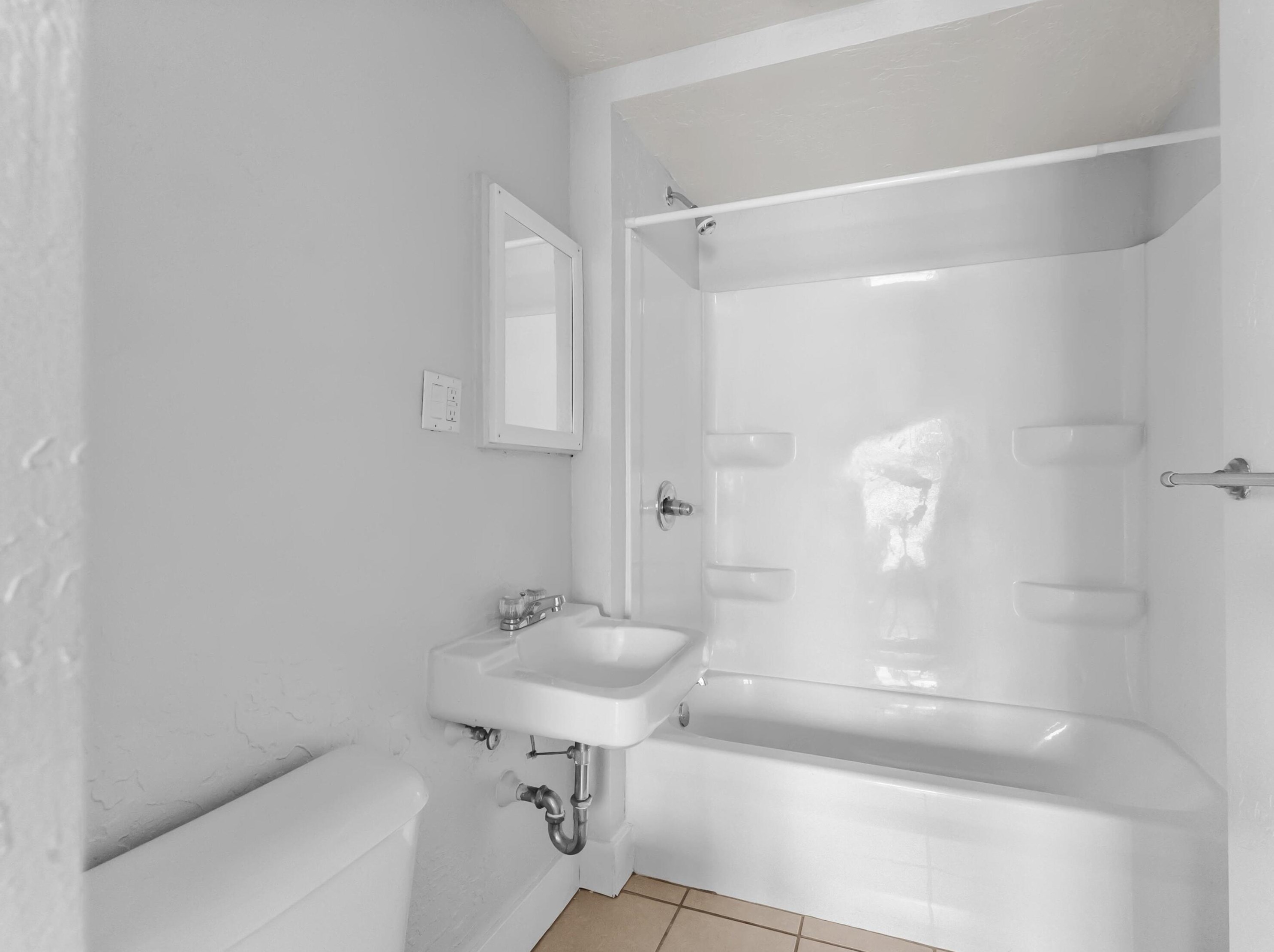 410 6th St, Manitowoc WI 54220-6814 exterior