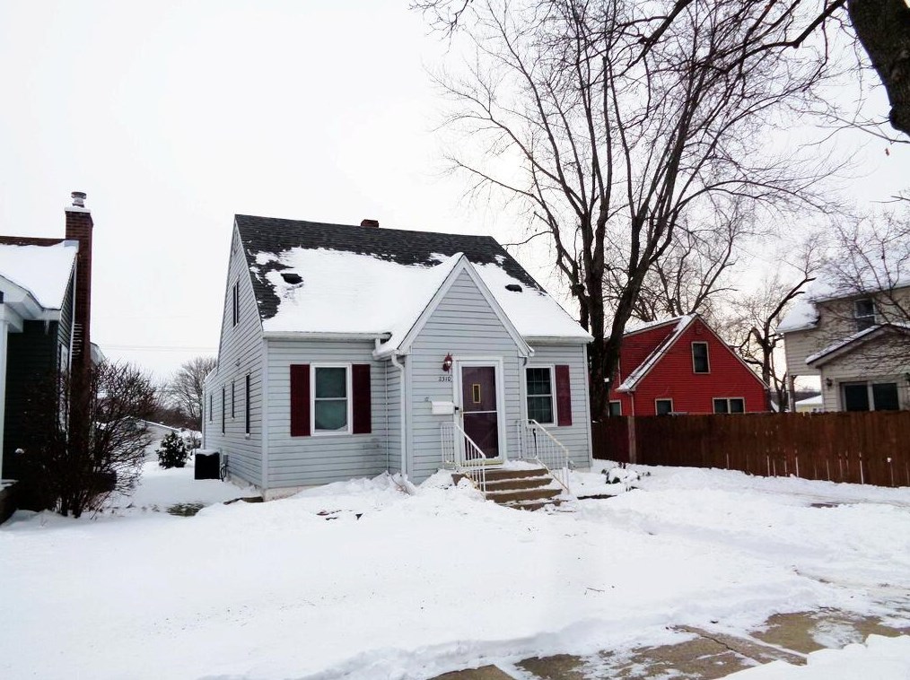 2310 Mississippi St, La Crosse, WI 54601