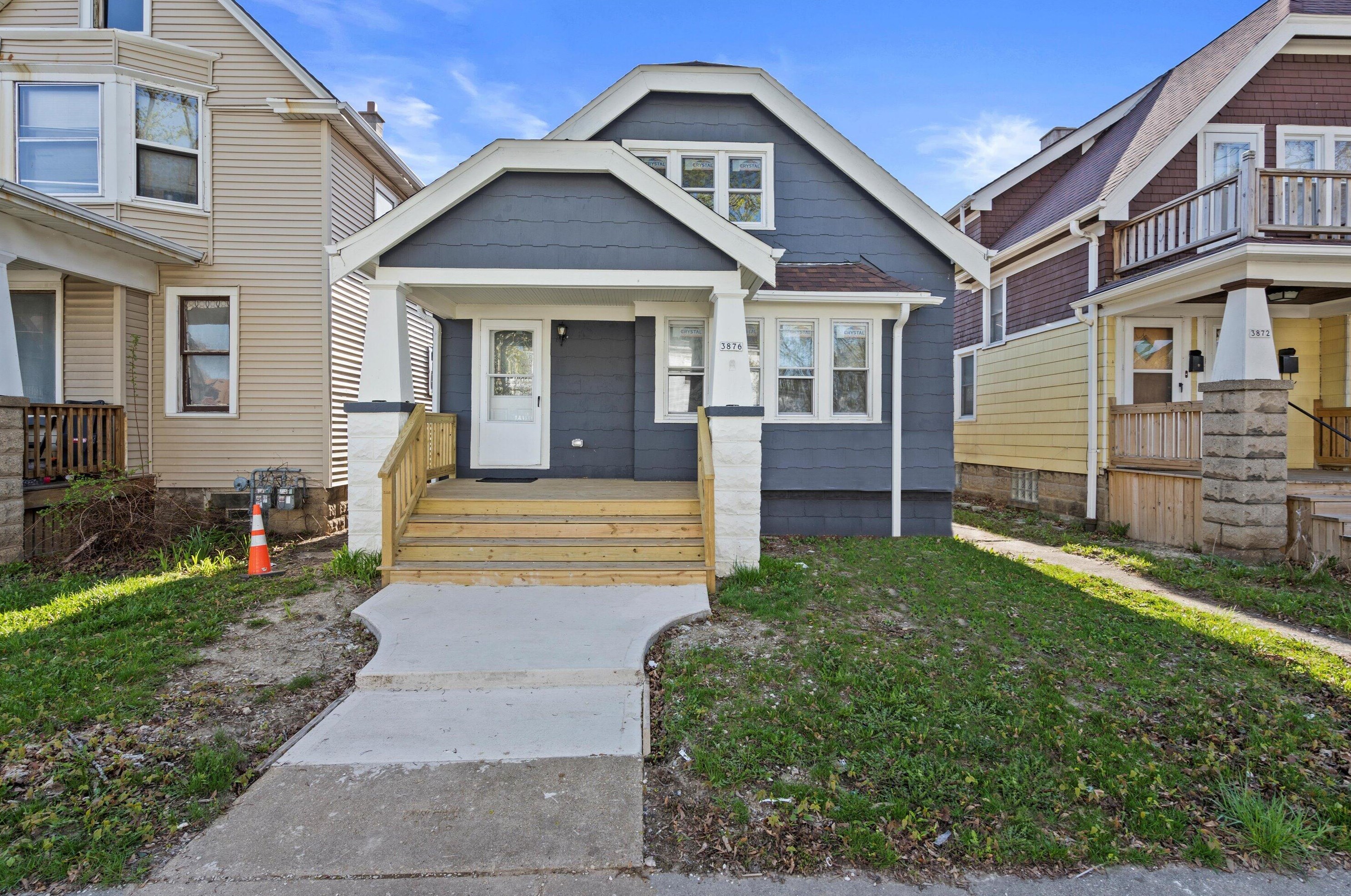 3876 22nd St, Milwaukee WI  53206-1934 exterior