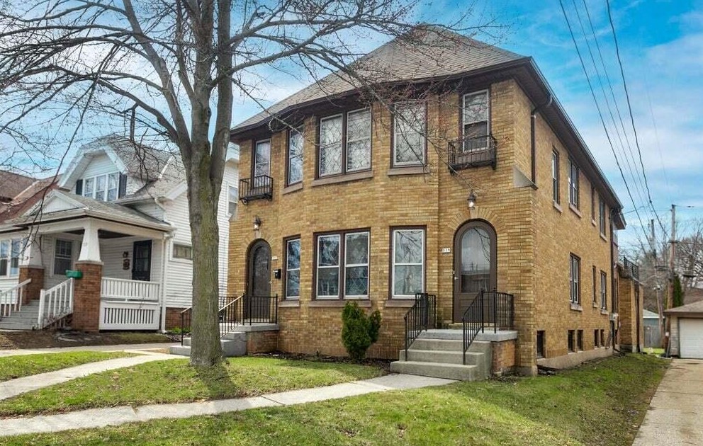 517 N 66th St, Milwaukee, WI 53213