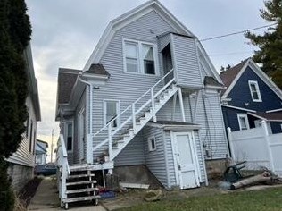 1214 Monroe Ave, South Milwaukee, WI 53172
