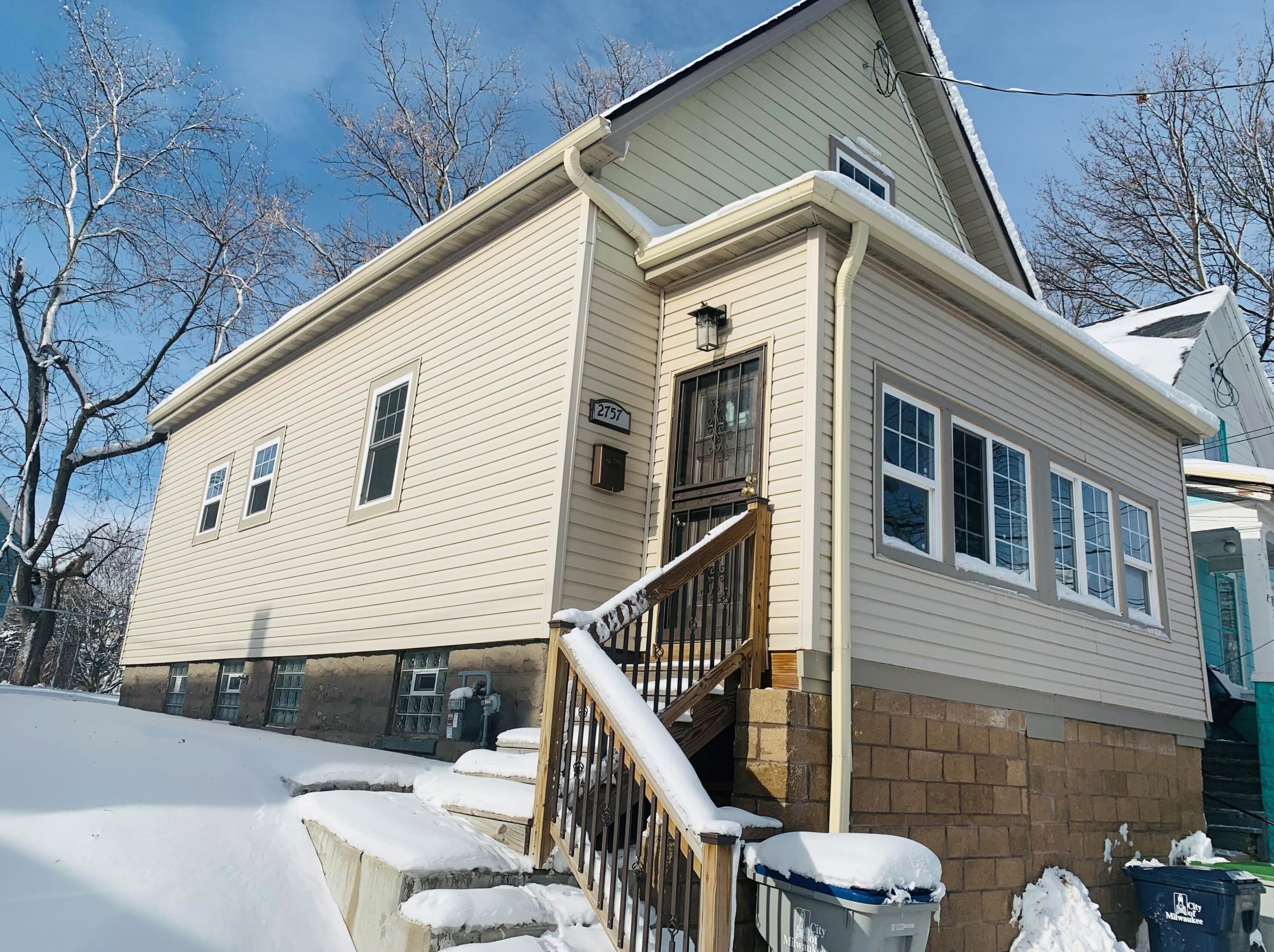 2757 11th Ln, Milwaukee, WI 53206-2610
