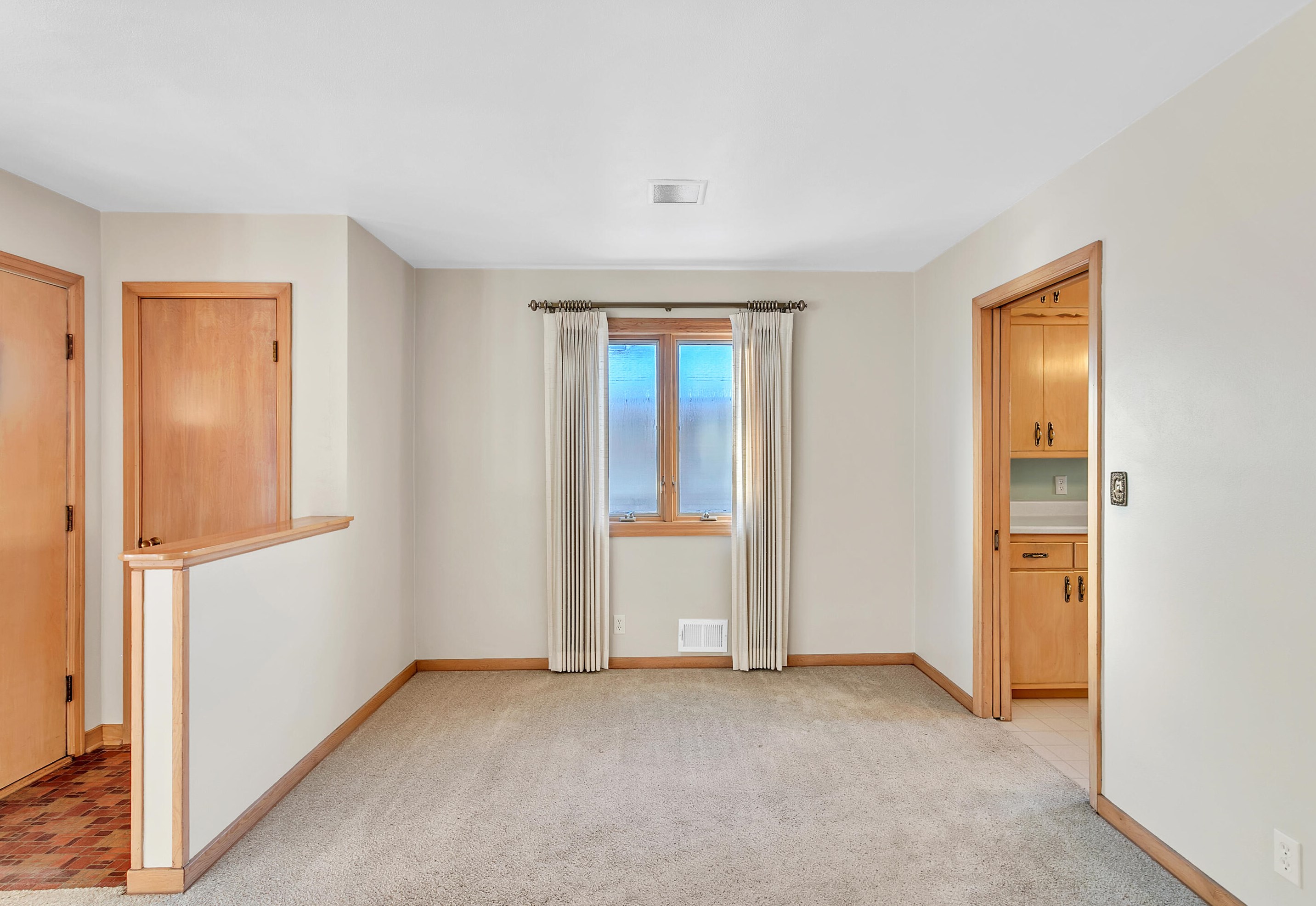 2616 Oregon St, Racine WI  53405-3948 exterior