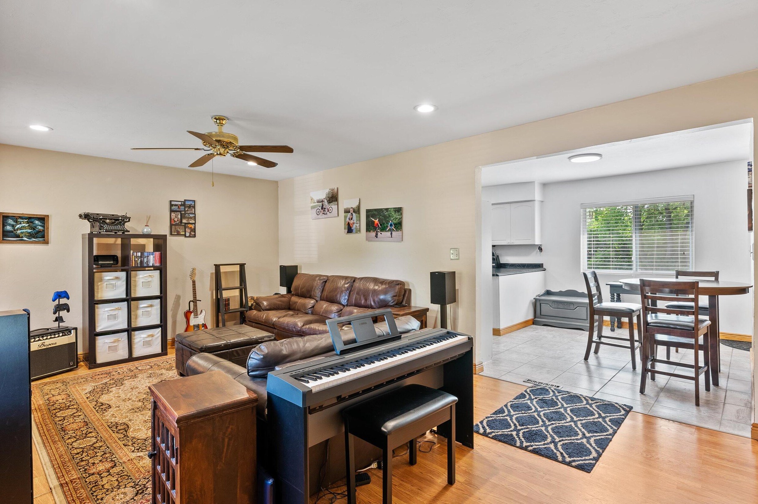 360 S Colonial Parkway, Saukville, WI 53080