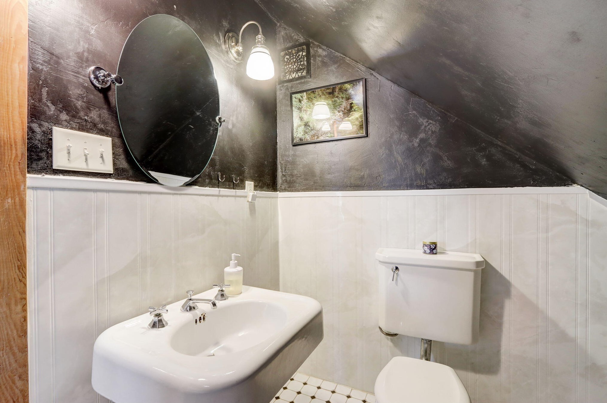 2113 55th St, Milwaukee WI  53219-1503 exterior