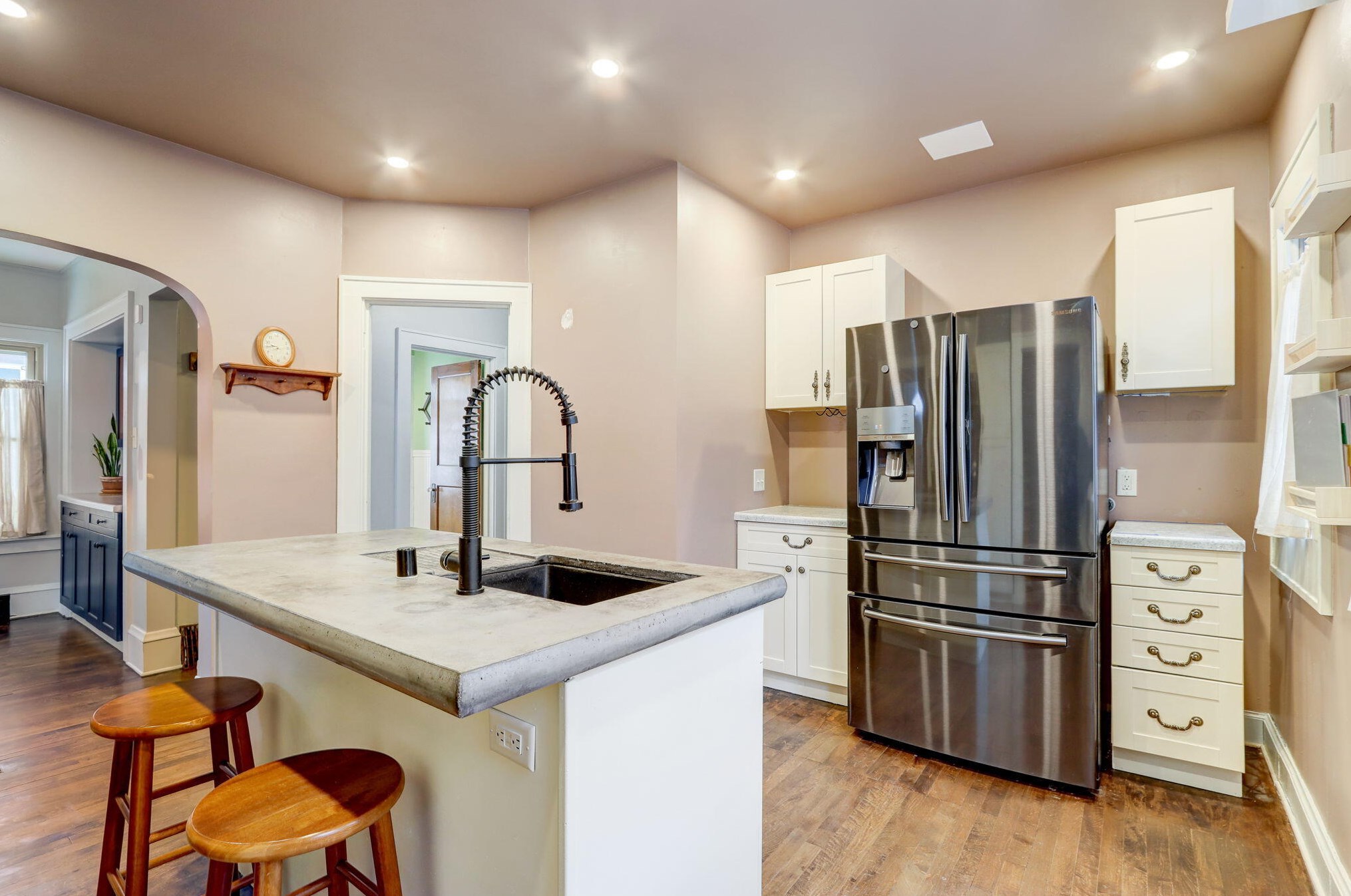 2113 55th St, Milwaukee WI  53219-1503 exterior