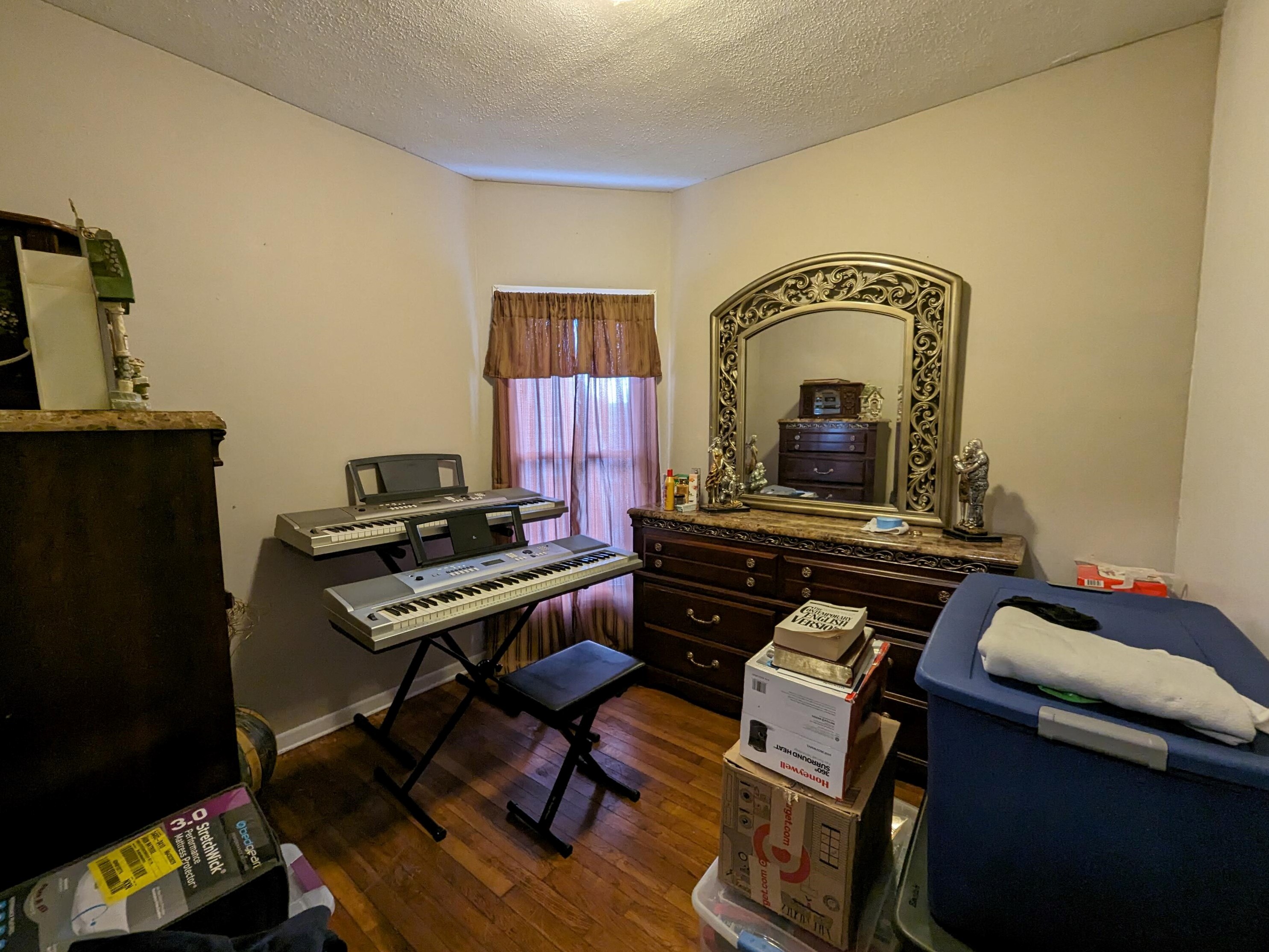 1225 Cherry St, Racine WI  53403-1318 exterior