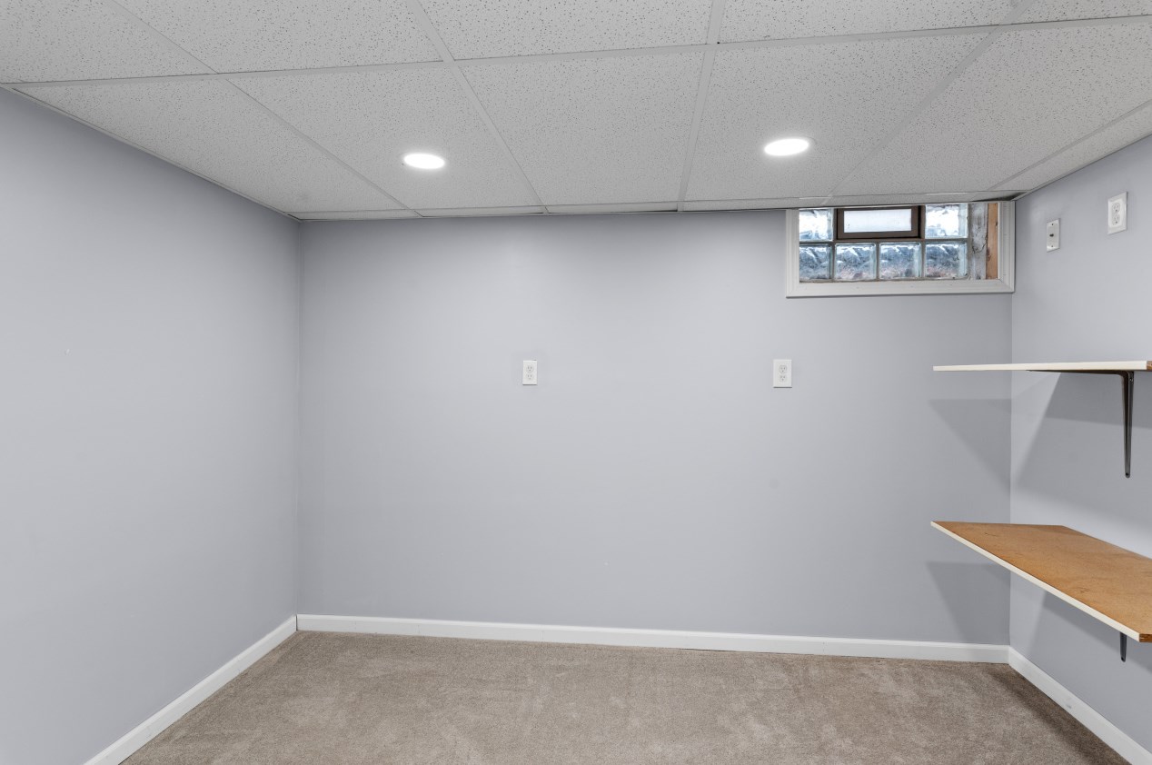 5727 Elaine Ave, Cudahy WI  53110-2517 exterior