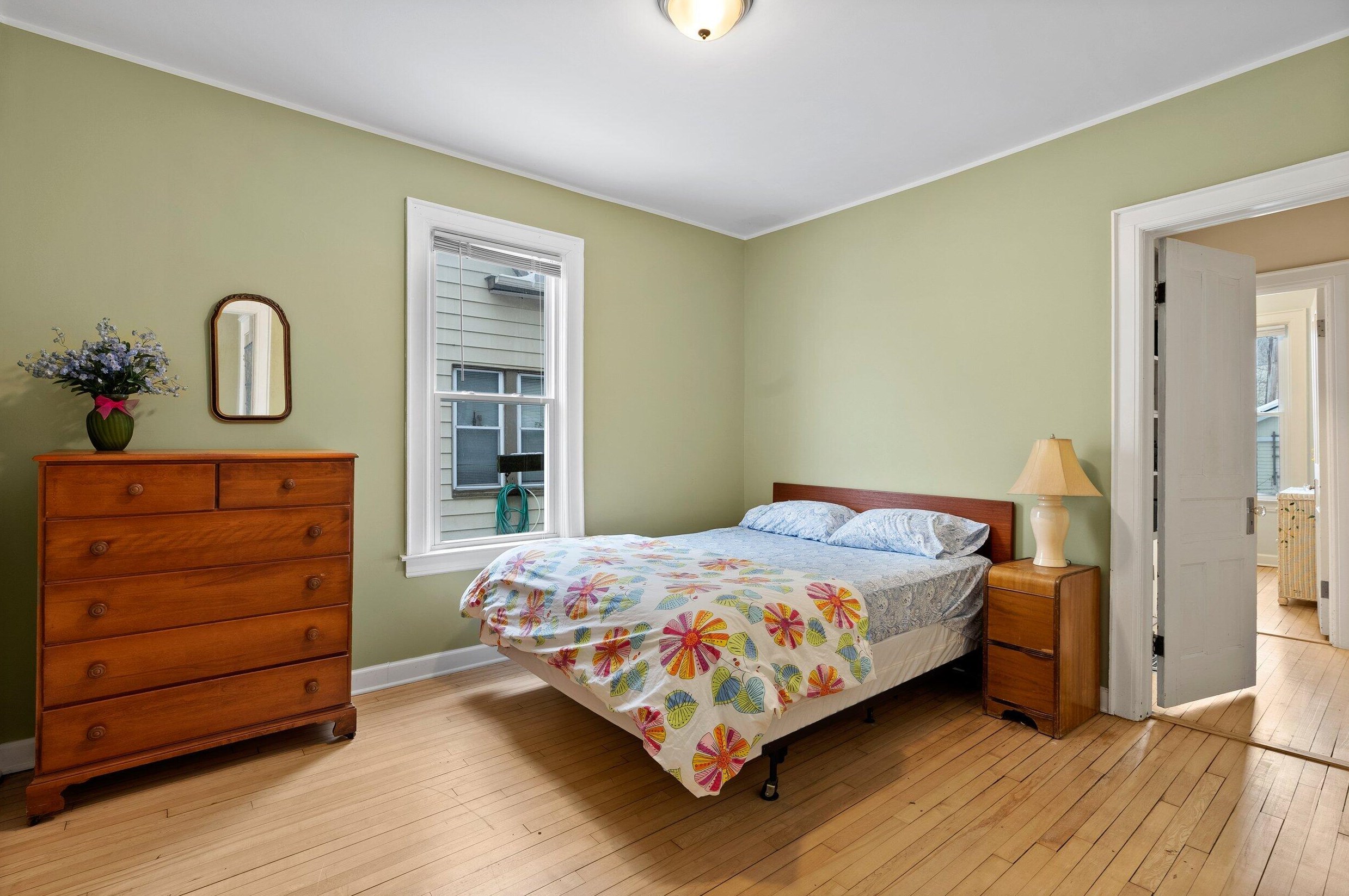 3250 Booth St, Milwaukee WI 53212-2136 exterior