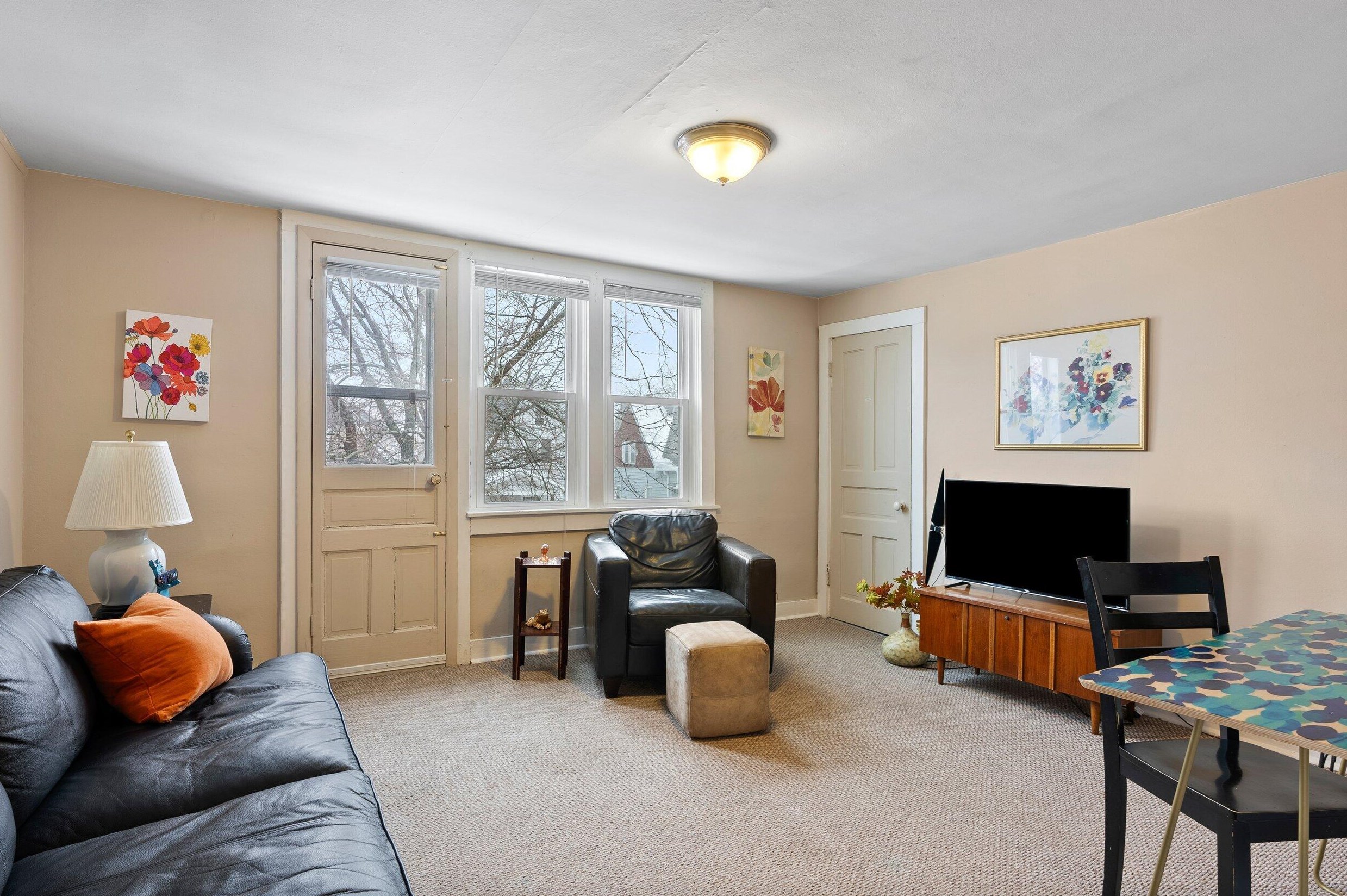 3250 Booth St, Milwaukee WI 53212-2136 exterior