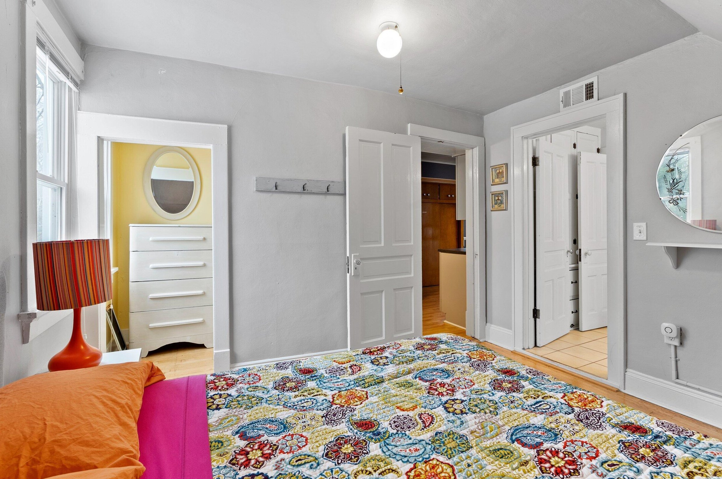 3250 Booth St, Milwaukee WI 53212-2136 exterior