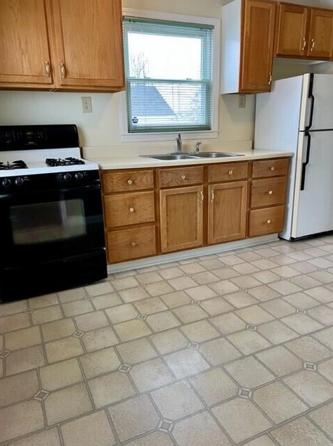 5718 13th Ct, Kenosha, WI 53140-3901