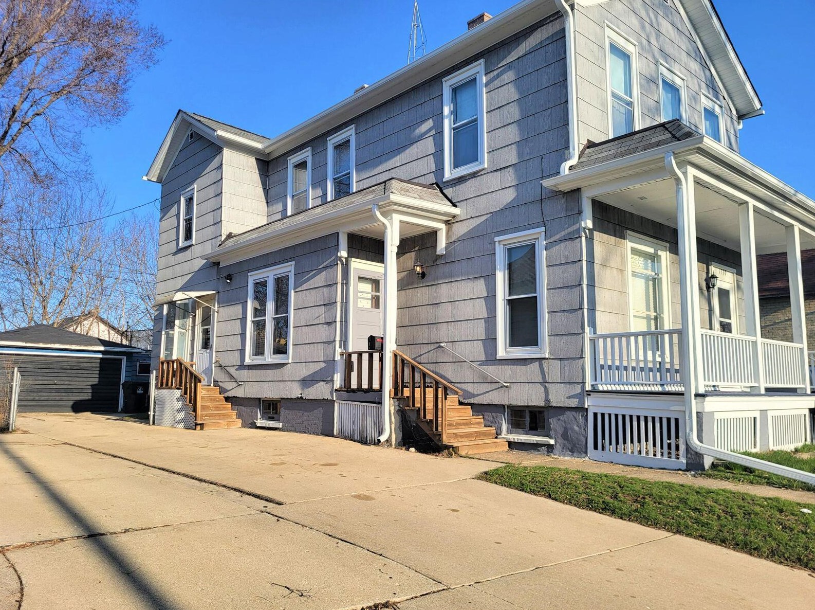 1330 Lincoln St, Racine, WI 53402