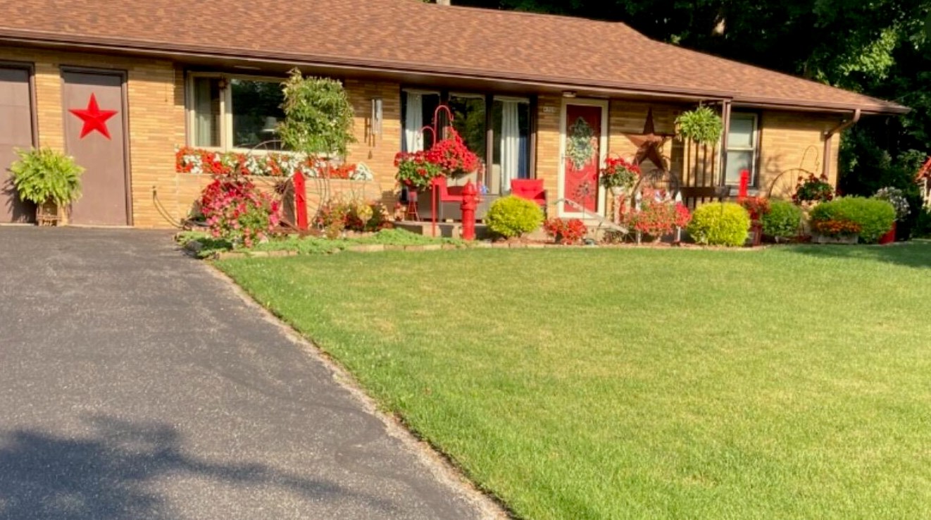 4708 Green Bay Rd, Racine WI  53403-9738 exterior