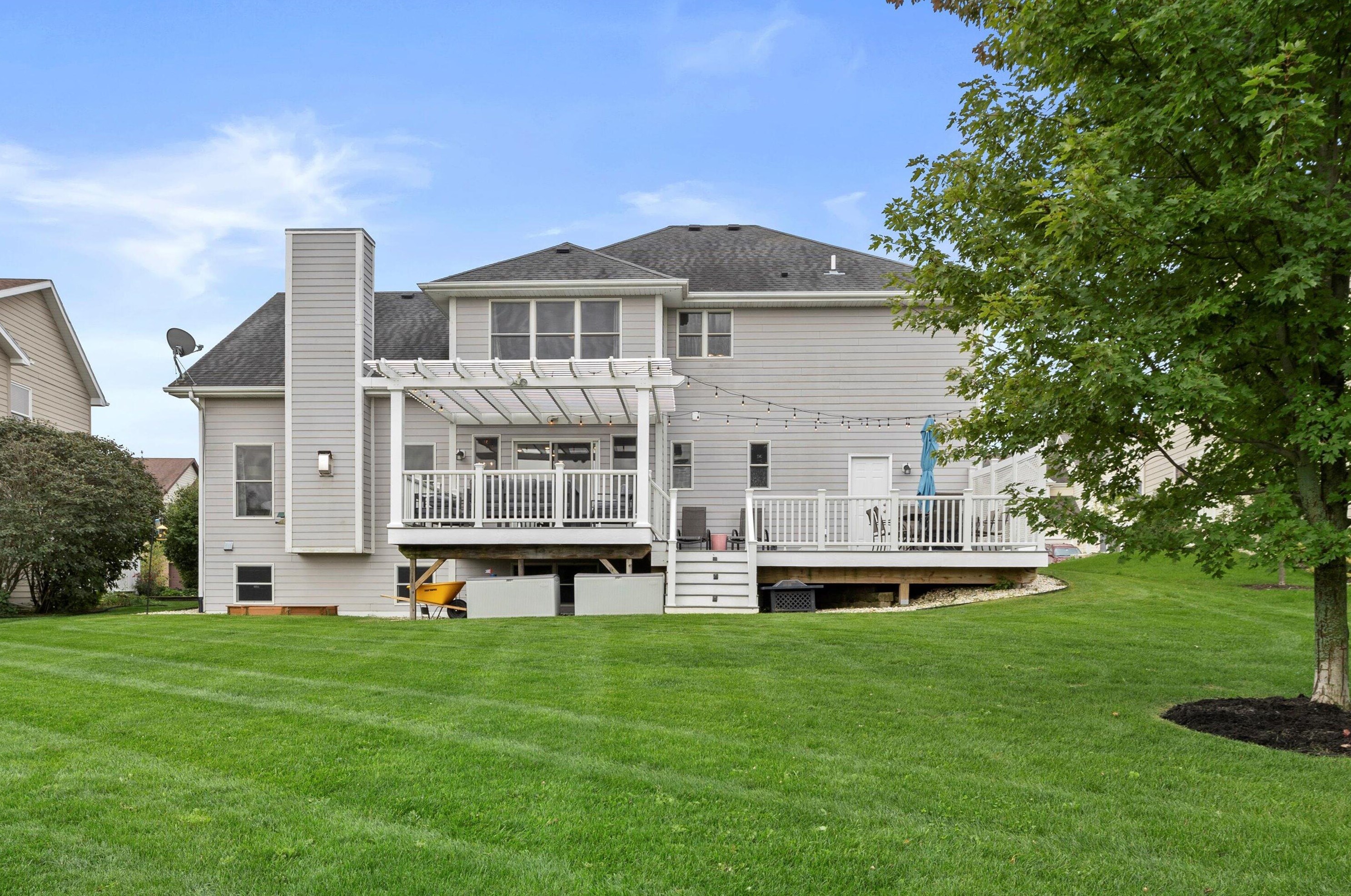 15540 73rd St, Kenosha WI  53142-8823 exterior