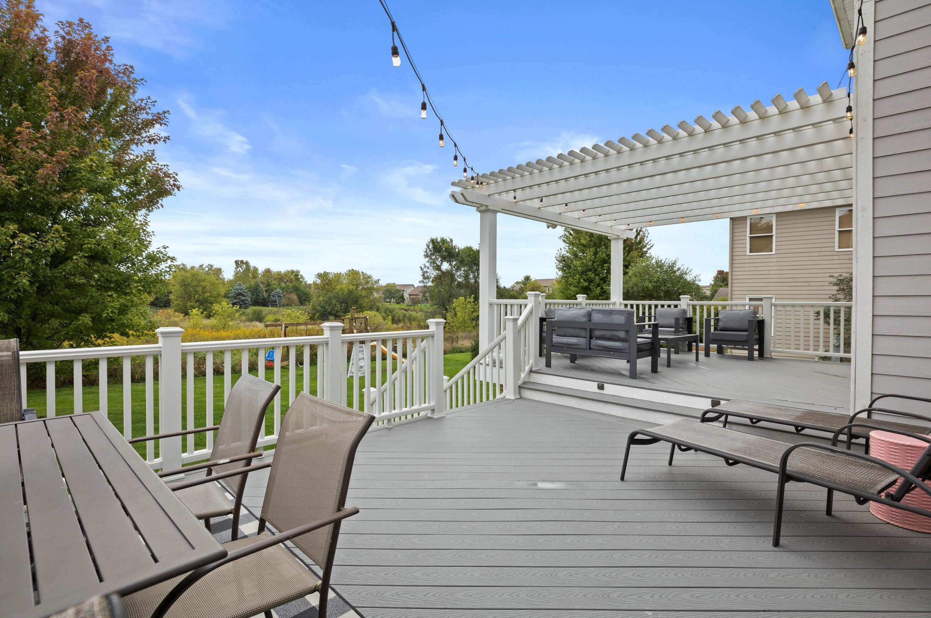 15540 73rd St, Kenosha WI  53142-8823 exterior