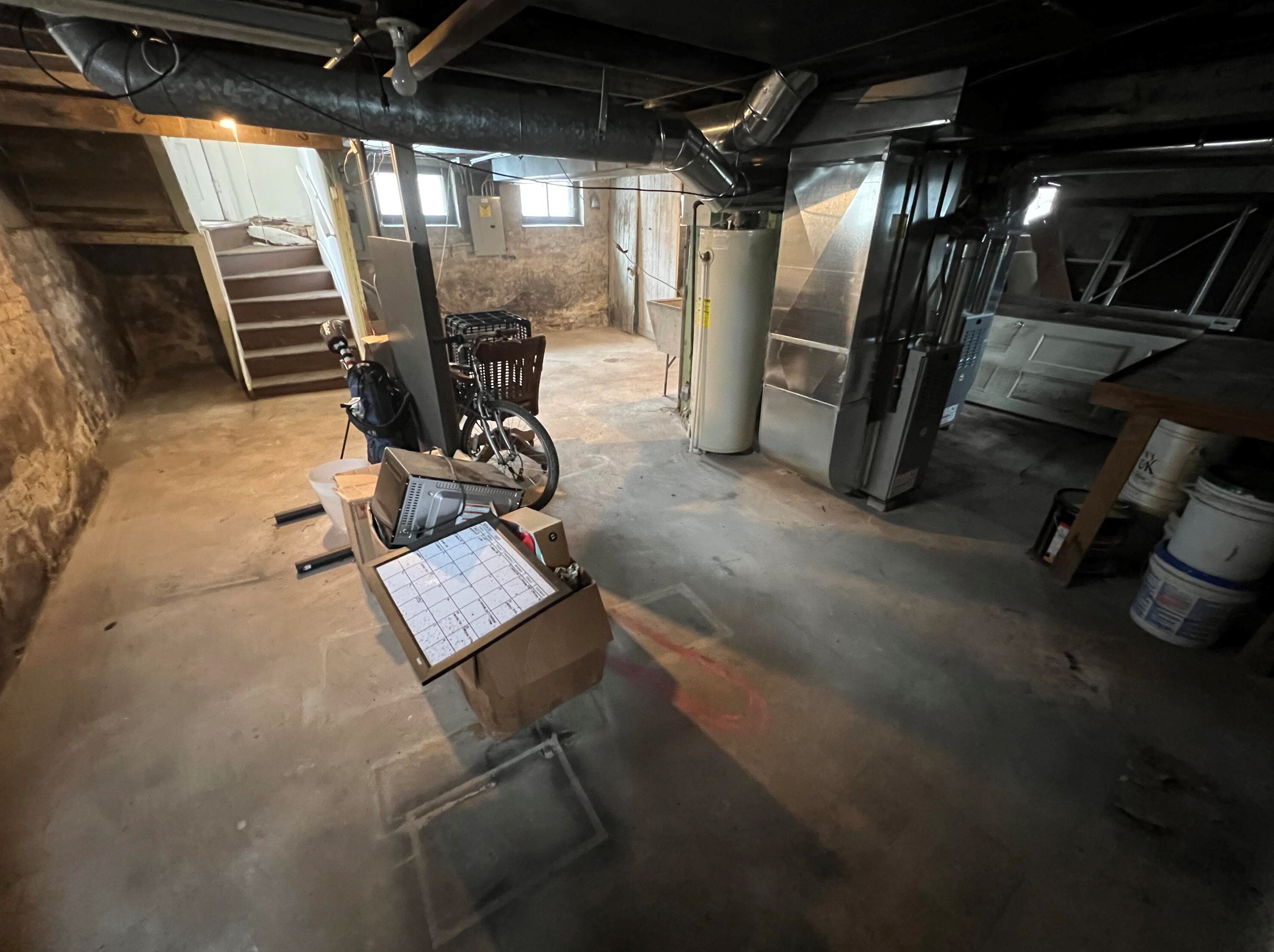 908 Chambers St, Milwaukee WI  53212-2603 exterior