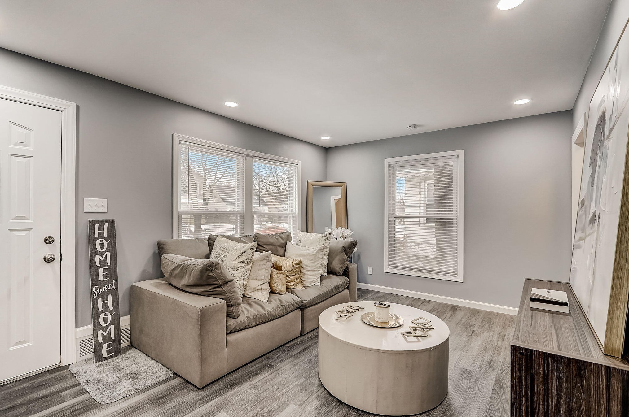 4443 39th St, Milwaukee, WI 53209-5801