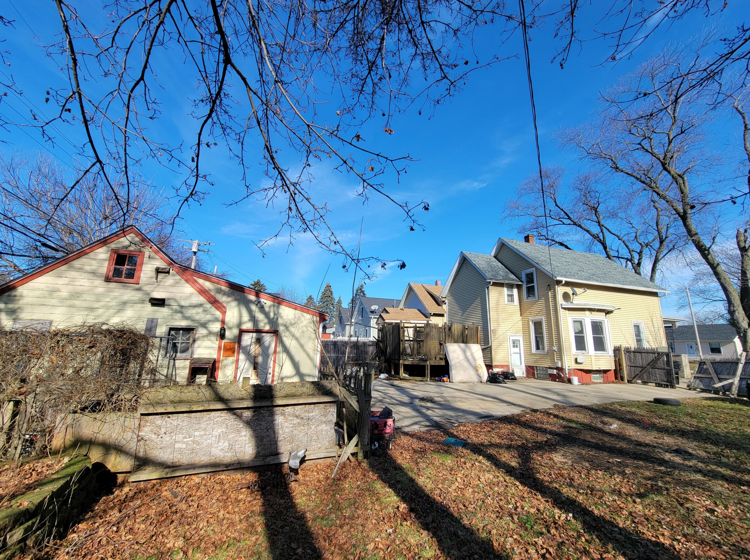 316 Wickham Blvd, Racine, WI 53405
