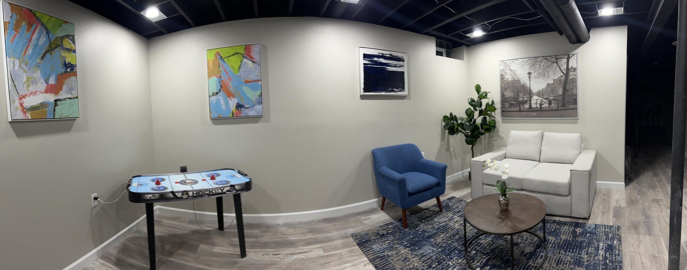 6335 102nd St, Milwaukee WI  53225-1517 exterior