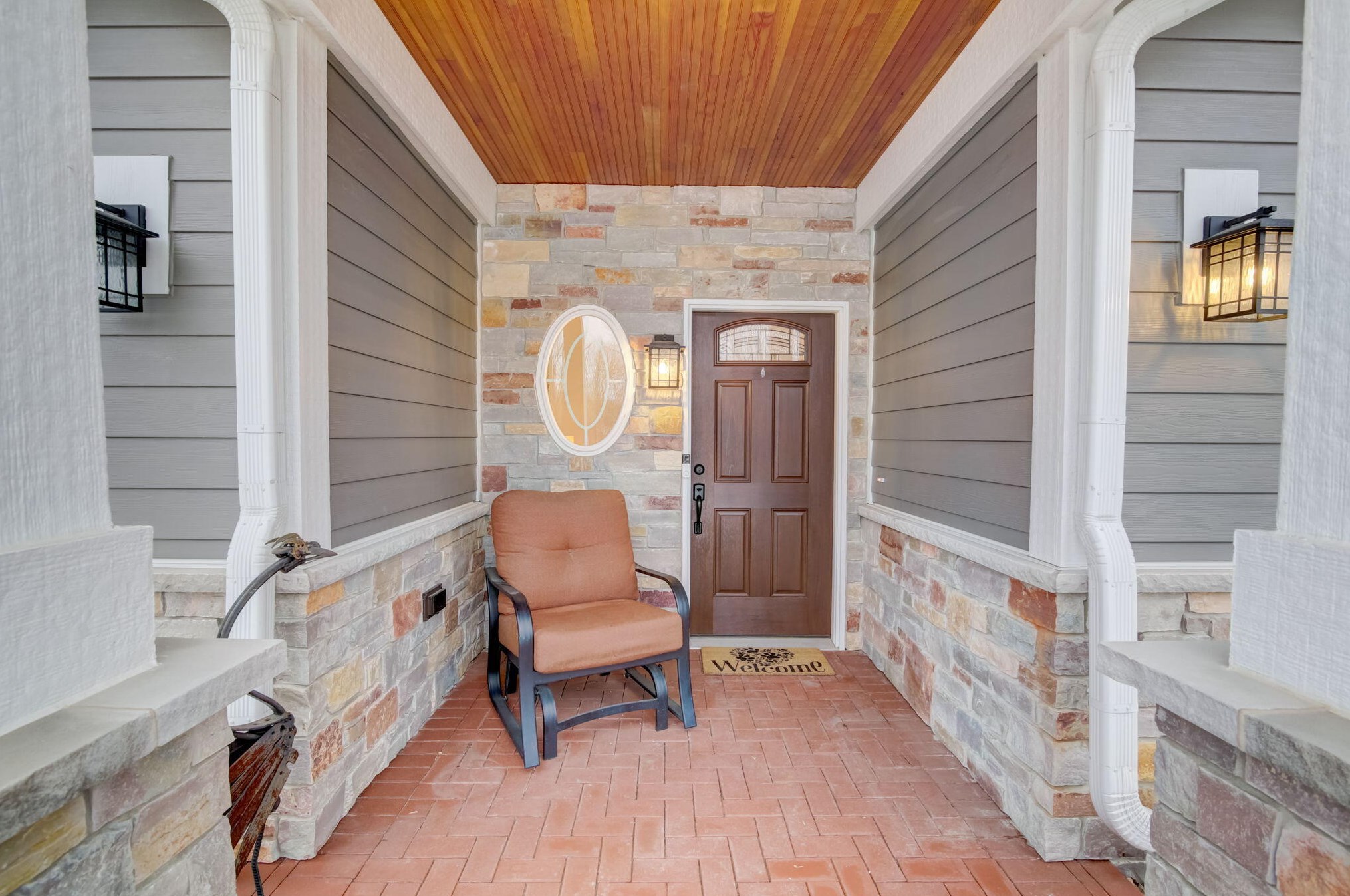 1204 S Main St #8, Lake Mills, WI 53551