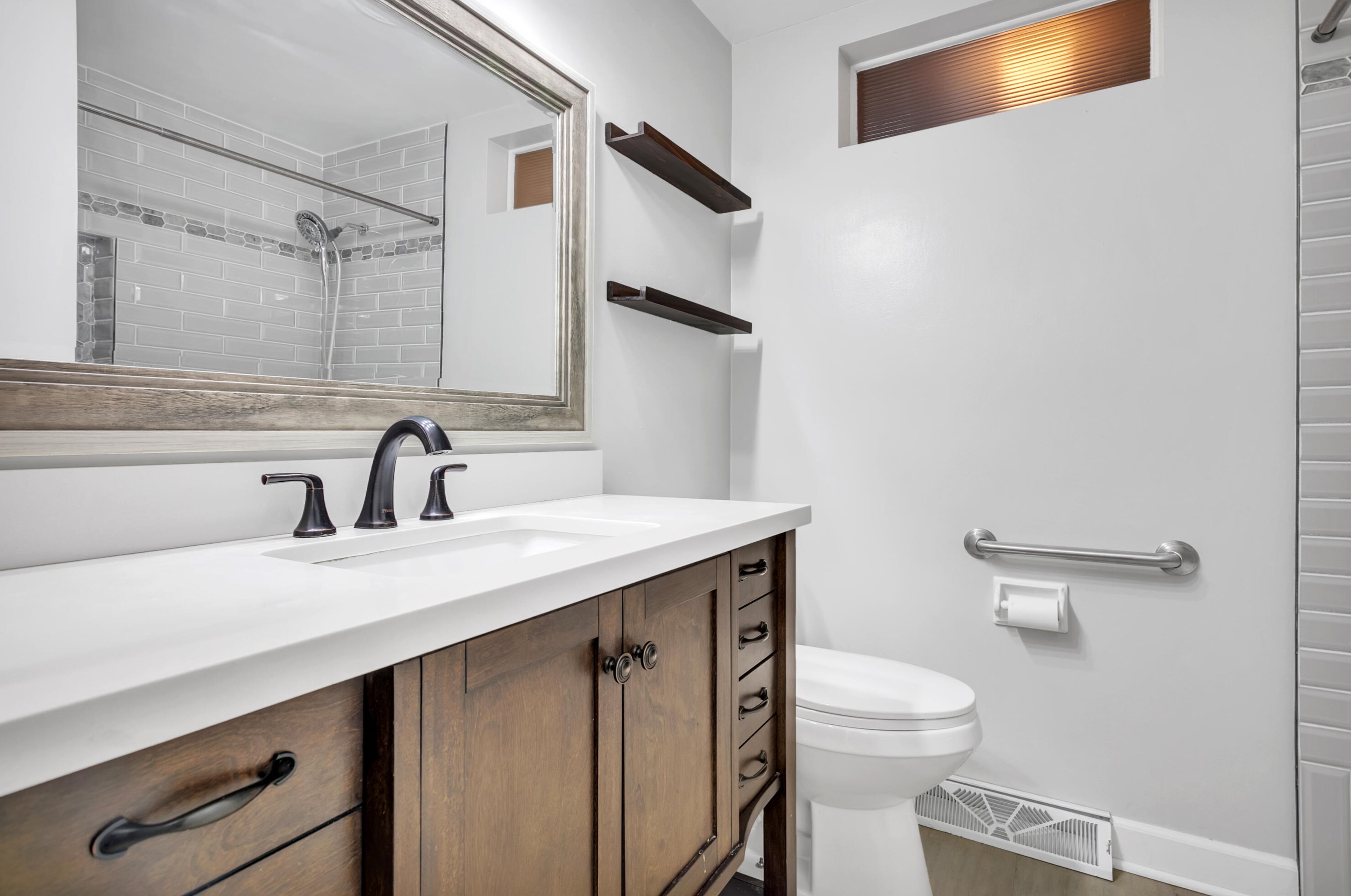 8614 36th Ave, Kenosha WI  53142-2540 exterior