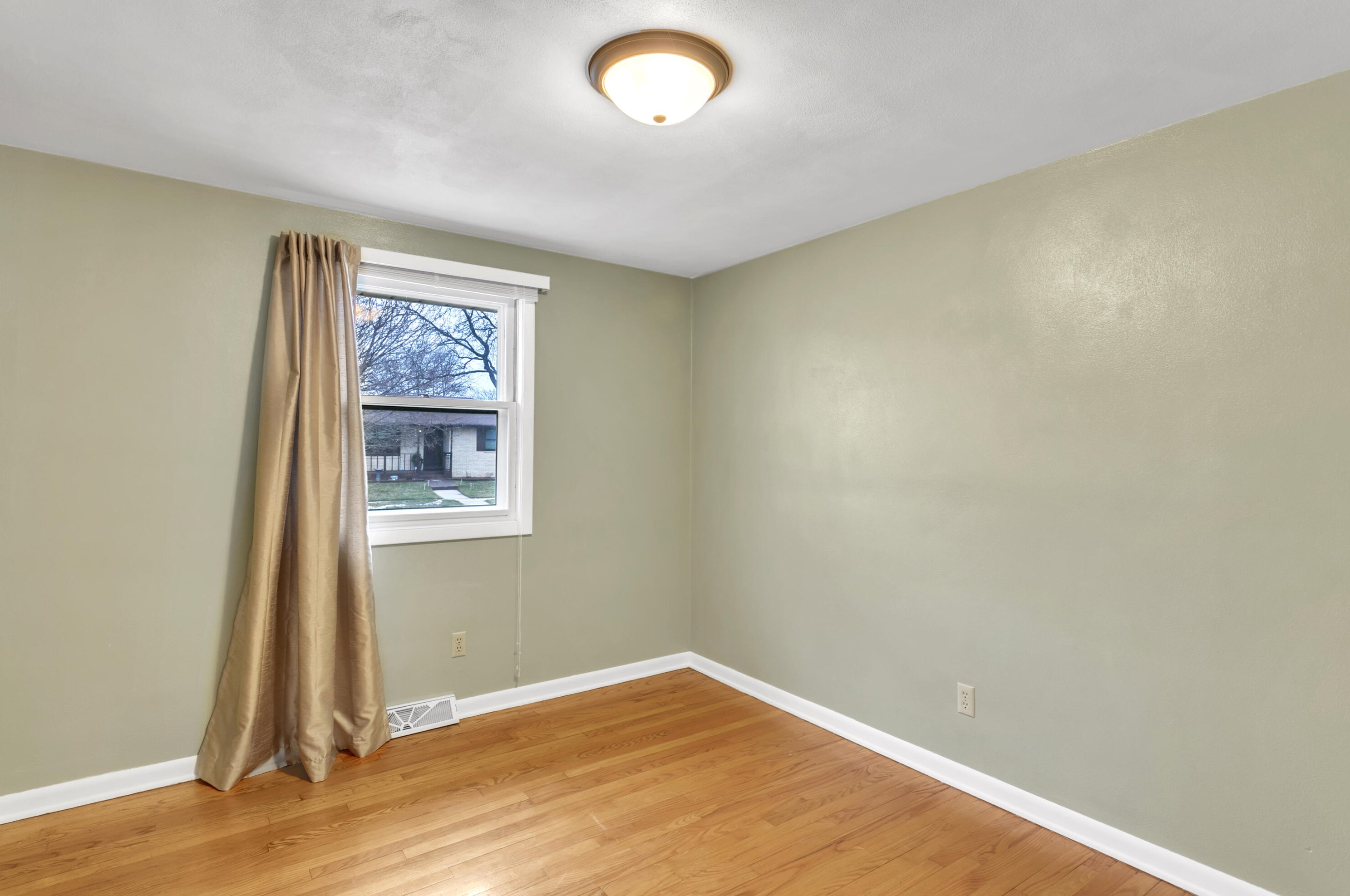 8614 36th Ave, Kenosha WI  53142-2540 exterior