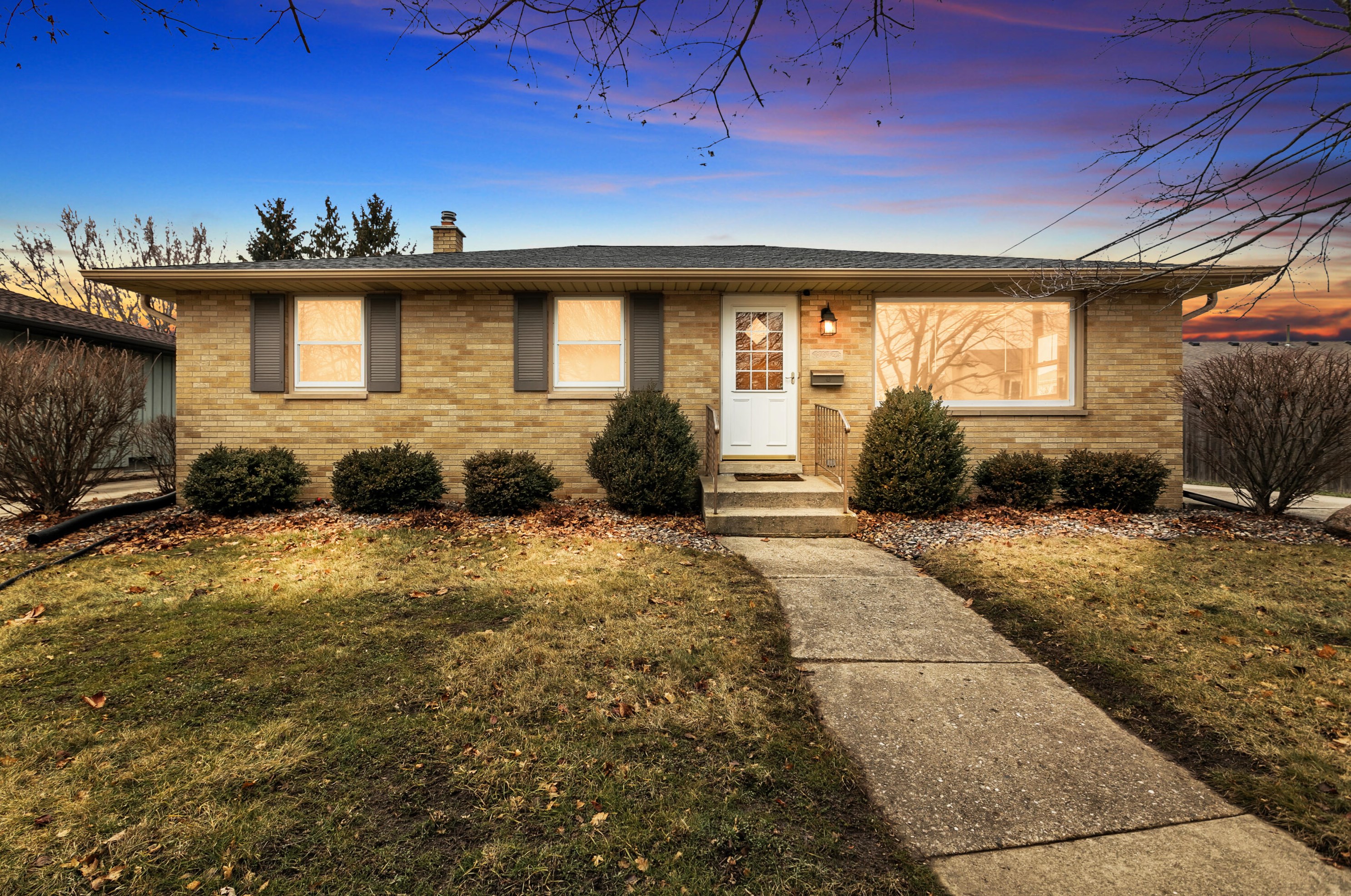 8614 36th Ave, Kenosha WI  53142-2540 exterior