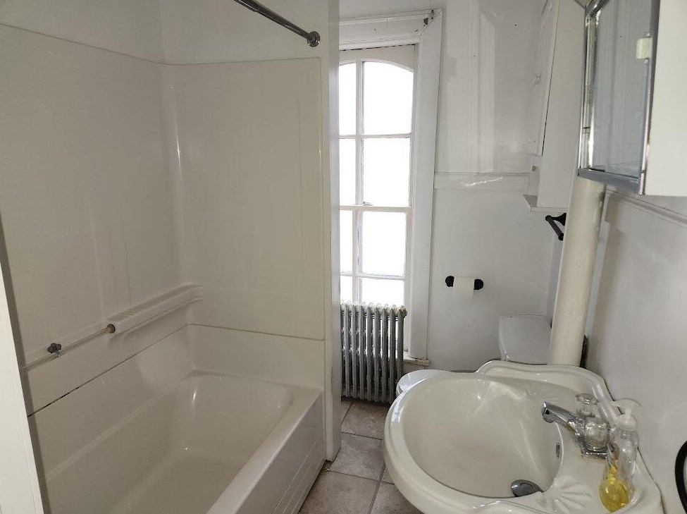 711 16 St, Manitowoc WI 54220-3805 exterior