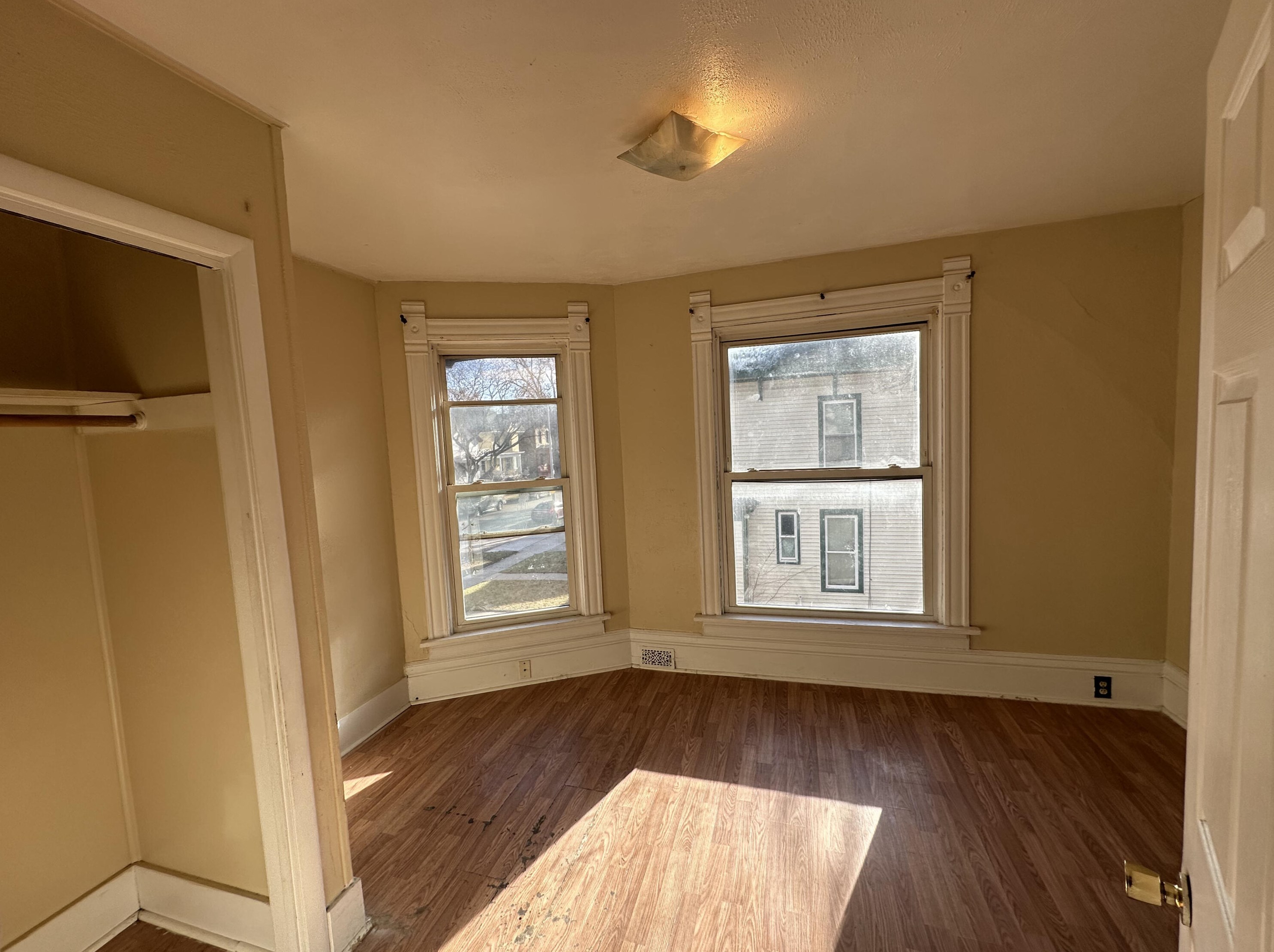 820 College Ave, Racine WI  53403-1417 exterior