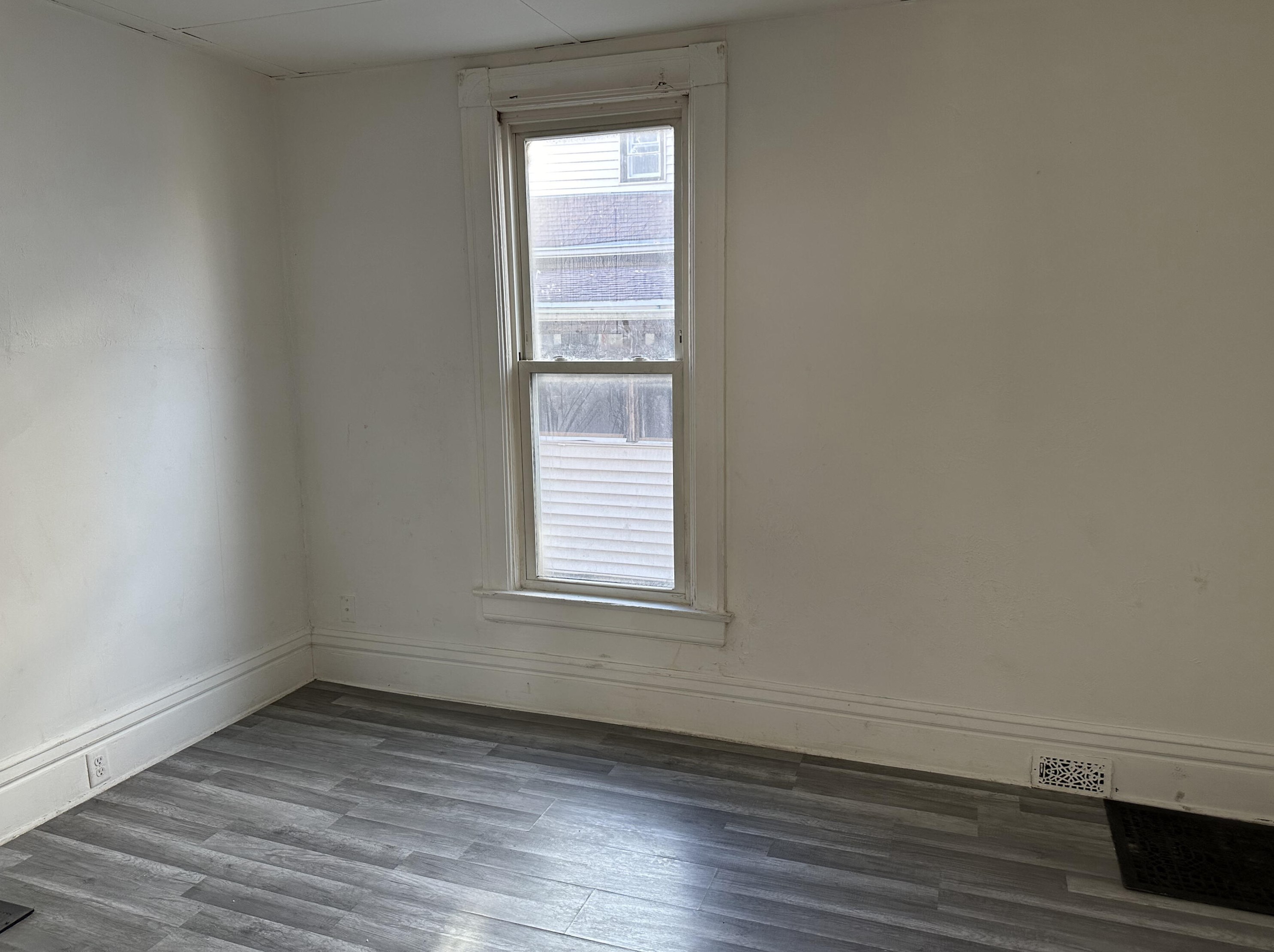 820 College Ave, Racine WI  53403-1417 exterior