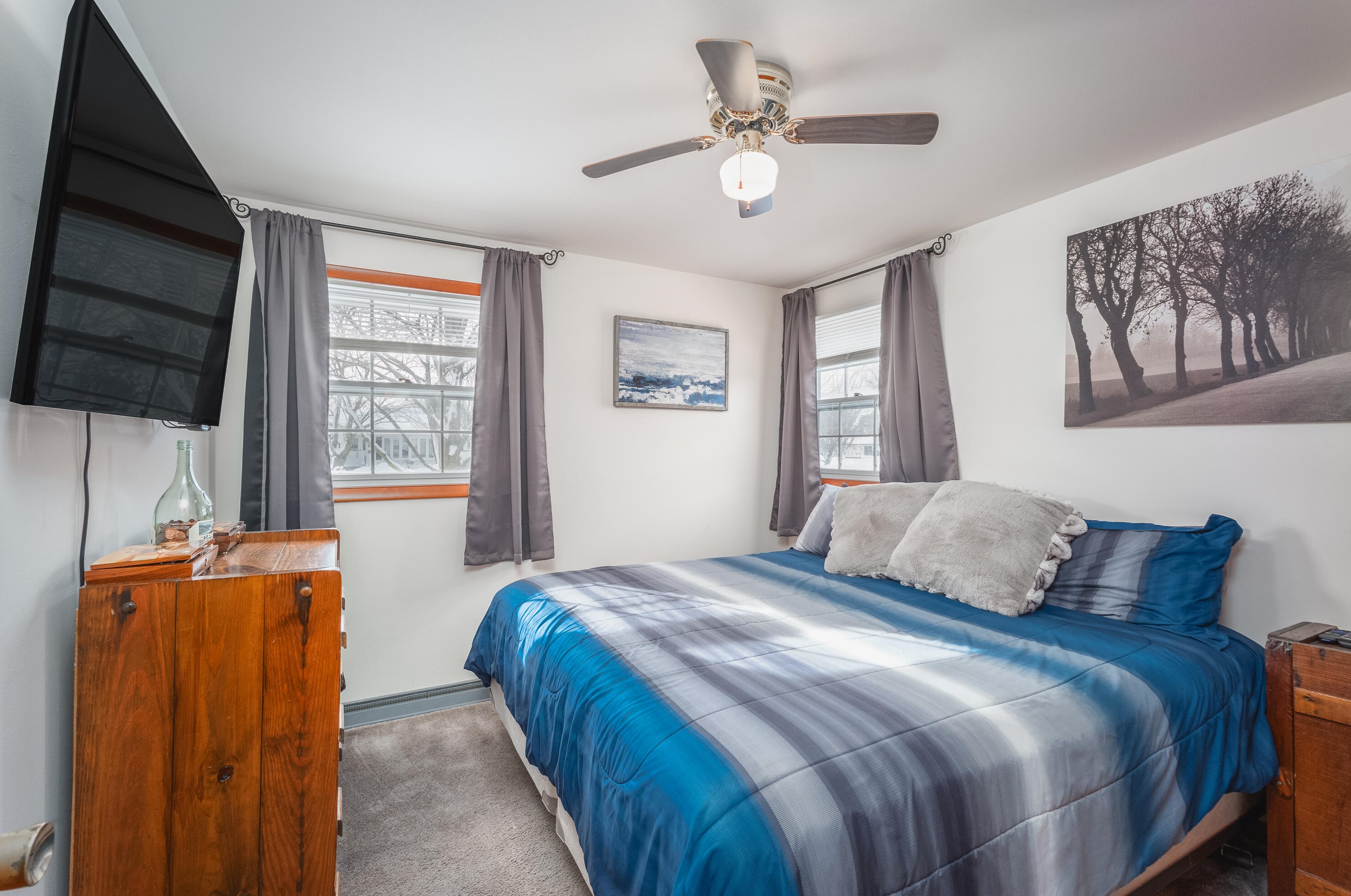 1722 Nagle Ave, Manitowoc WI  54220-1829 exterior