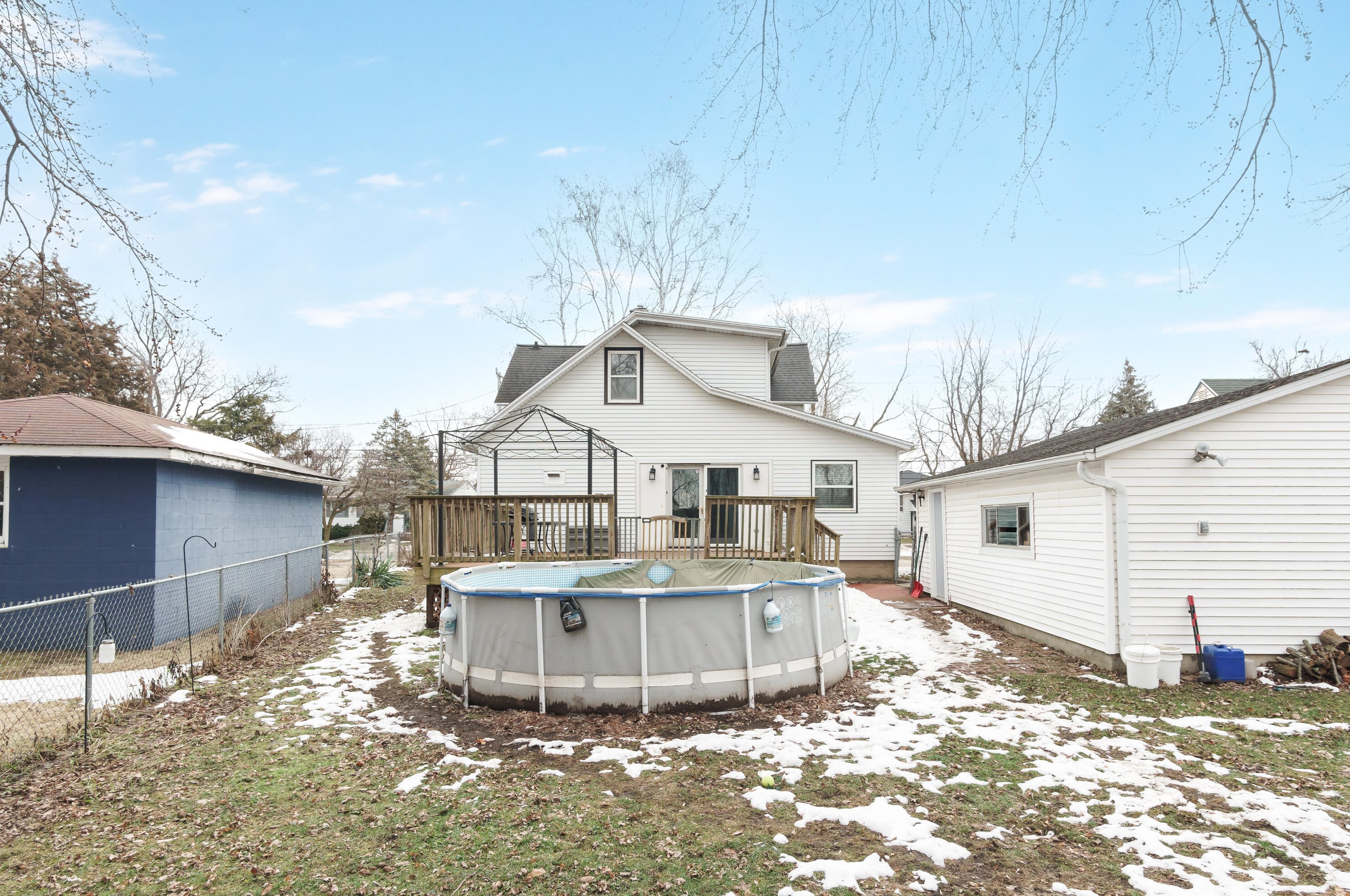 519 High St, Fort Atkinson WI  53538-1217 exterior