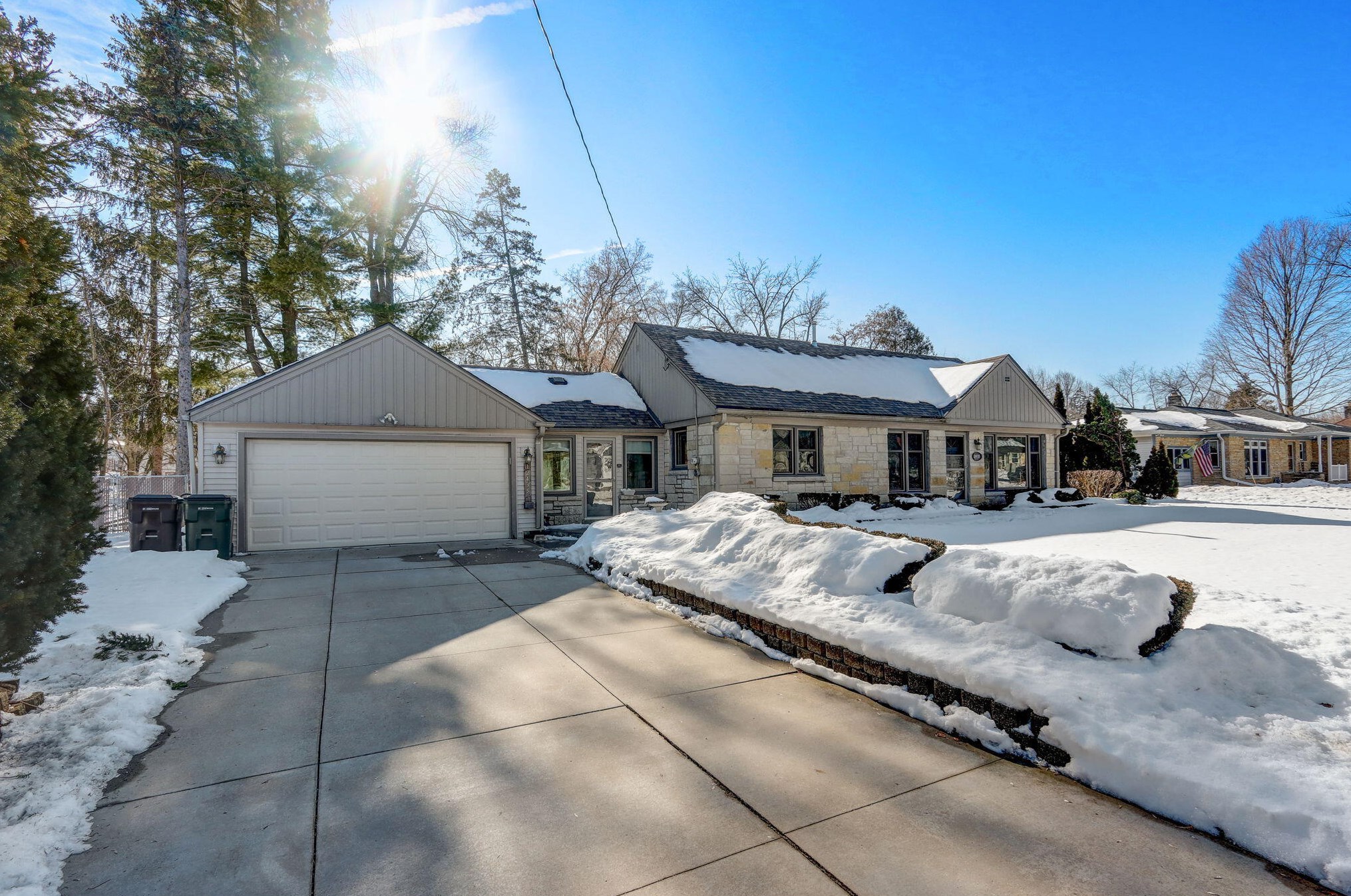 12435 Needham Dr, Waukesha, WI 53151-1845
