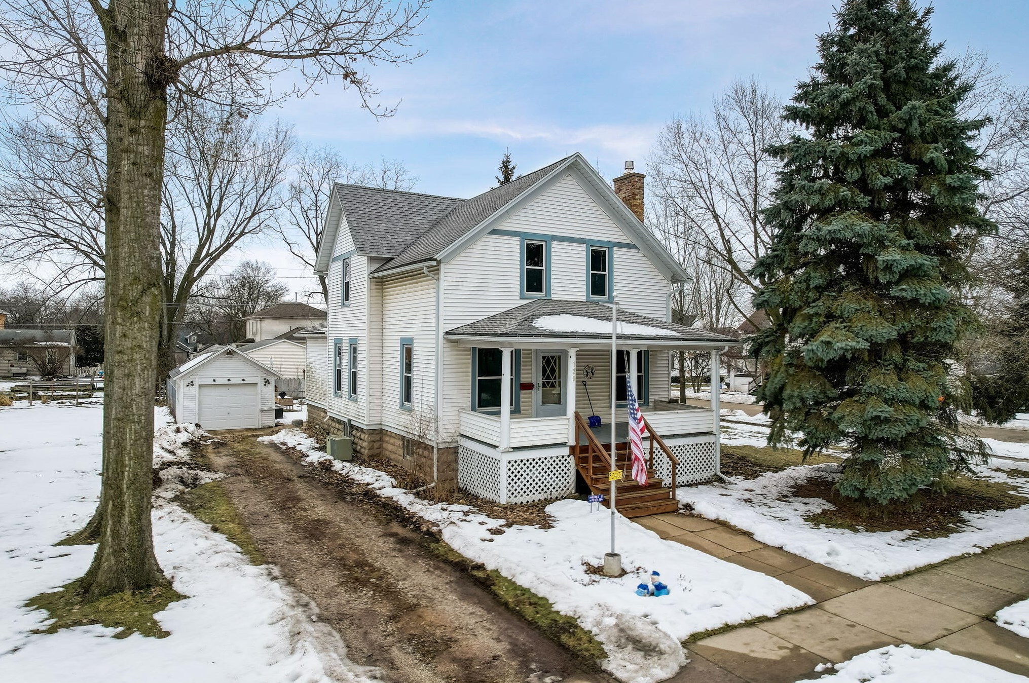123 S Church St, Elkhorn, WI 53121
